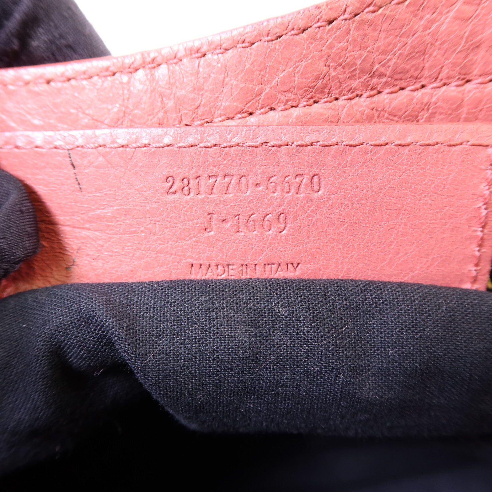 BALENCIAGA 牛皮皮革Motorcycle City Bag金扣肩背袋