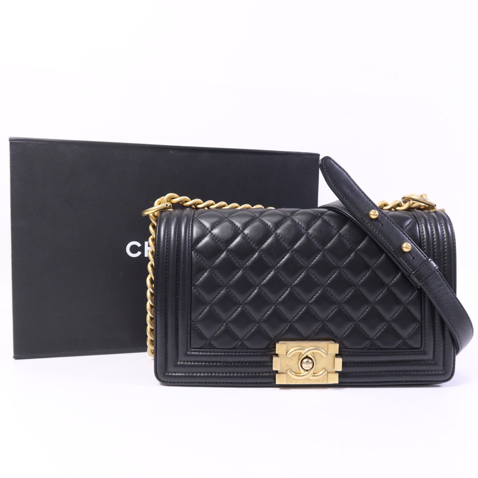 CHANEL 羊皮皮革Boy 25金扣鏈帶肩背袋