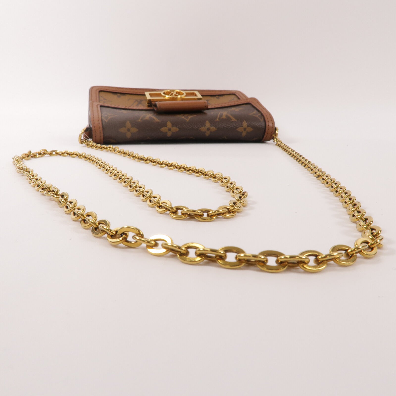 LOUIS VUITTON Monogram Reverse Dauphine肩背袋