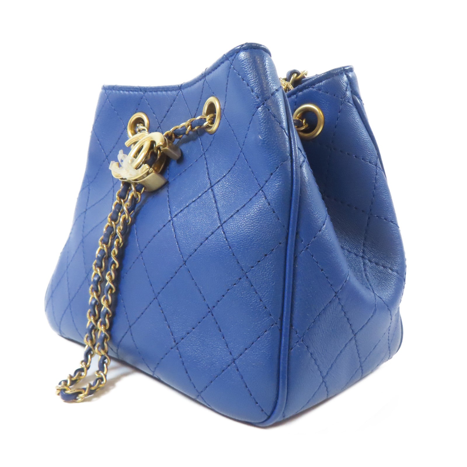 CHANEL 菱格牛皮皮革Egyptian Amulet金扣鏈帶肩背袋藍色