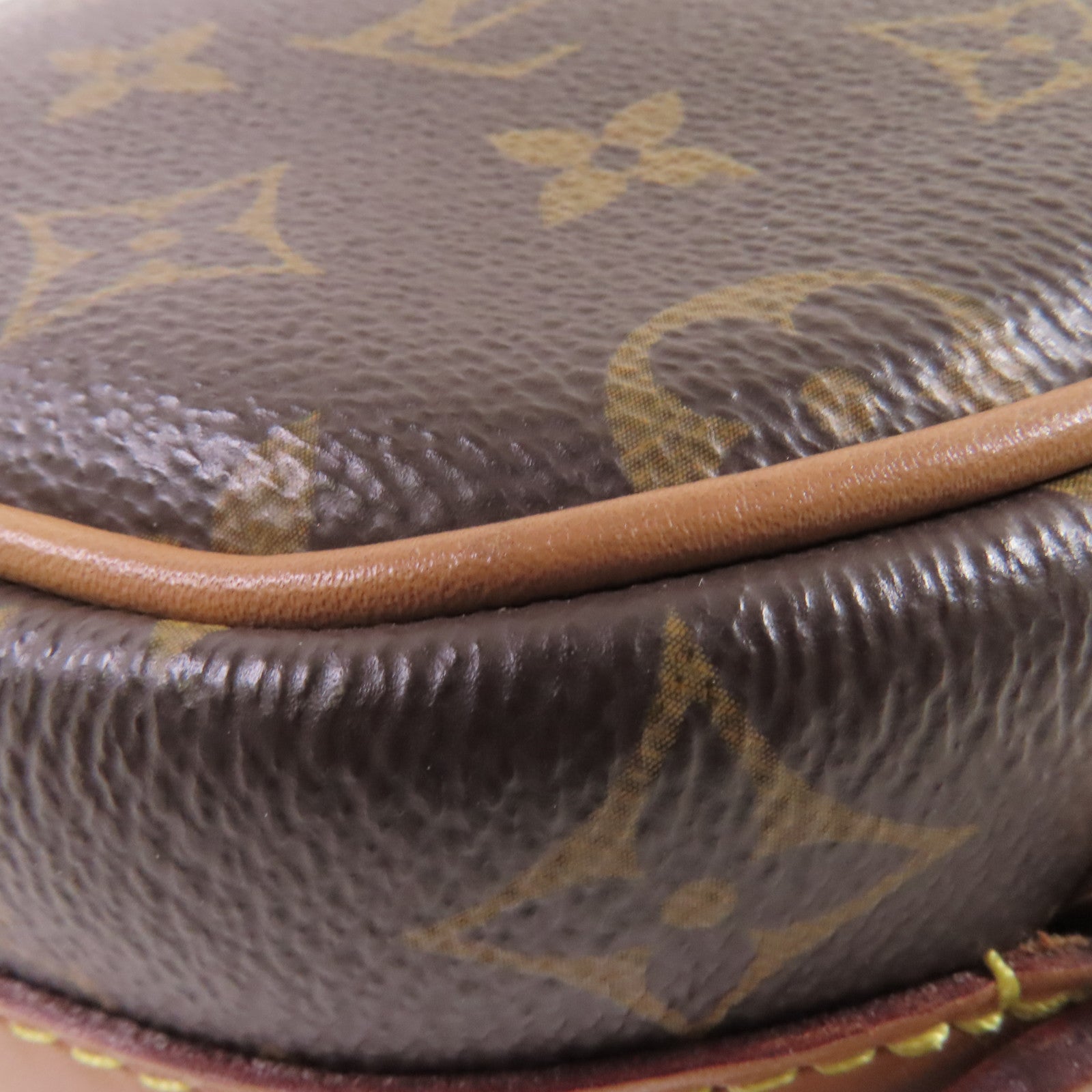 LOUIS VUITTON Monogram Boite Chapeau Souple MM Shoulder Bag金扣肩背袋啡色
