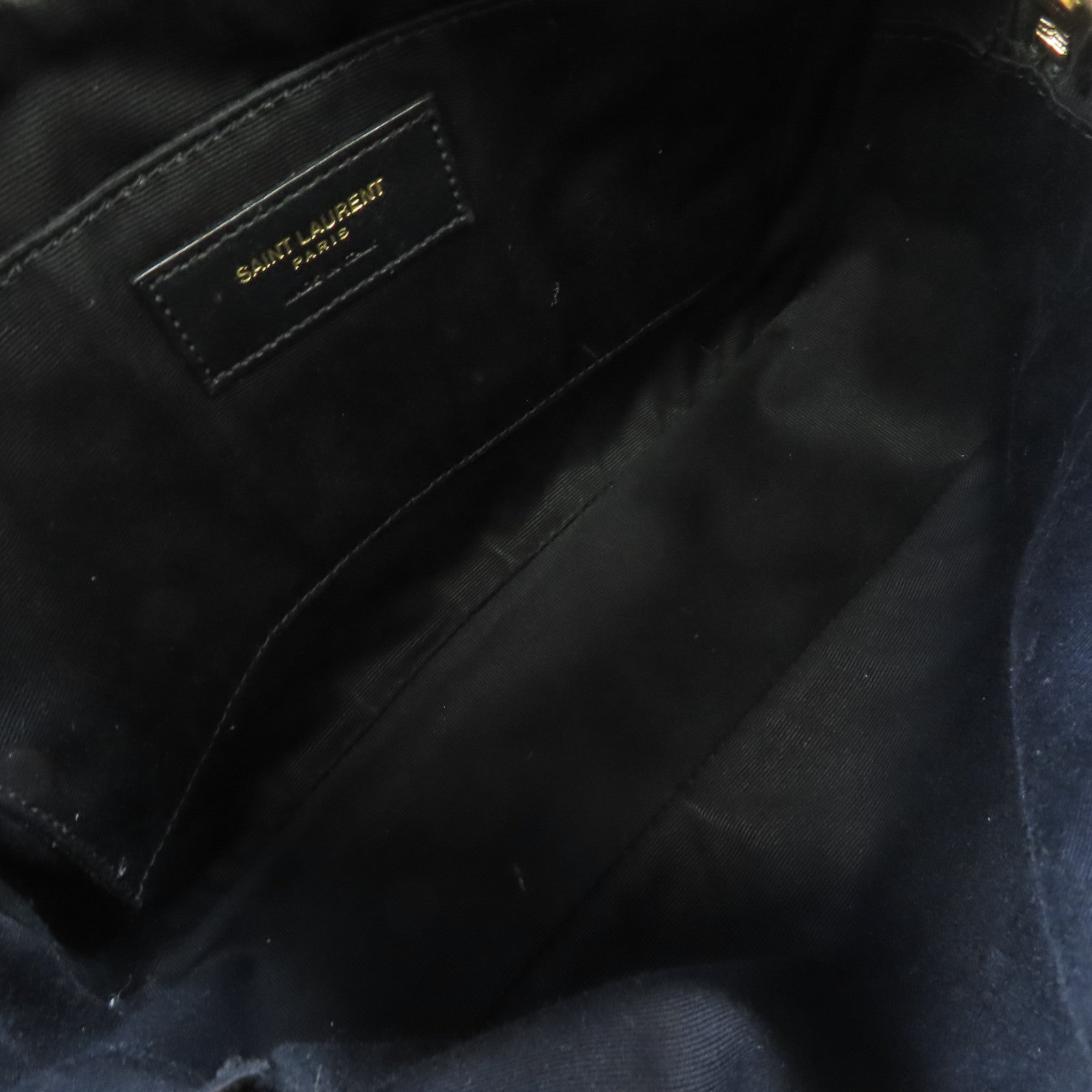 SAINT LAURENT 斜紋牛皮皮革Lou Camera Shoulder Bag金扣肩背袋灰色
