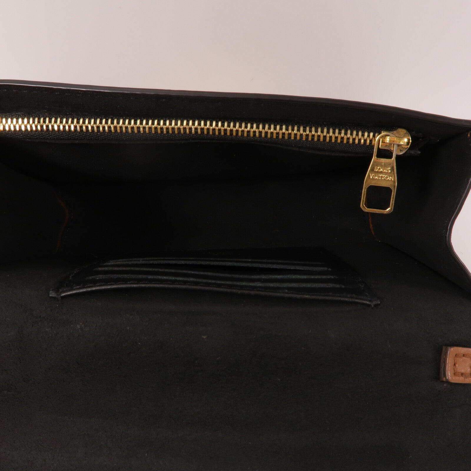 LOUIS VUITTON Monogram Reverse Dauphine肩背袋