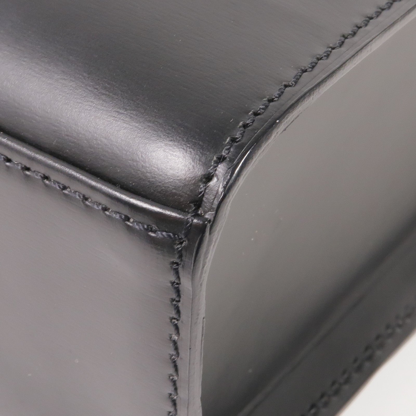 CARTIER 牛皮皮革Handbag金扣手挽袋