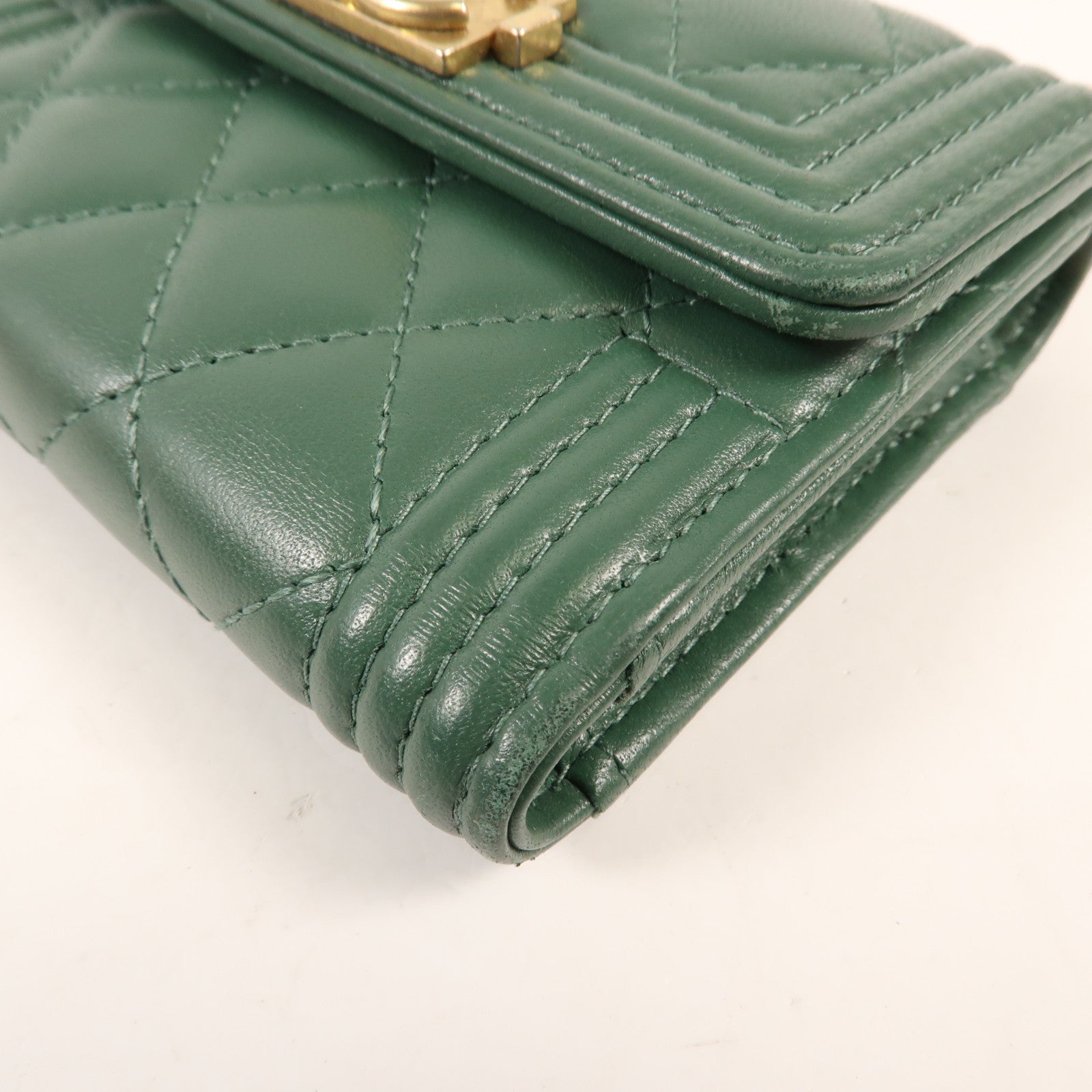 CHANEL 羊皮皮革Boy Chanel Three-fold Wallet金扣錢包