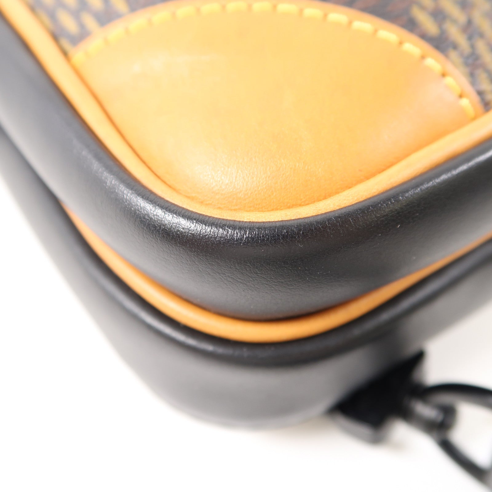 LOUIS VUITTON Giant Damier Ebene/Monogram Amazone Nigo肩背袋啡色
