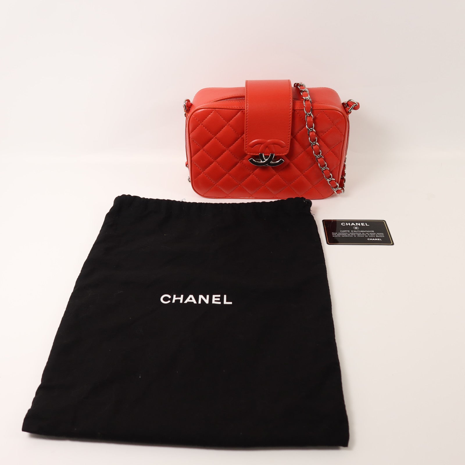CHANEL 【激減優惠】羊皮皮革Chain Shoulder銀扣鏈帶肩背袋
