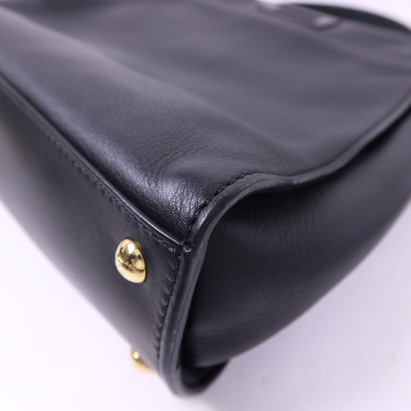 FENDI 牛皮皮革Peekaboo金扣手挽肩背兩用袋