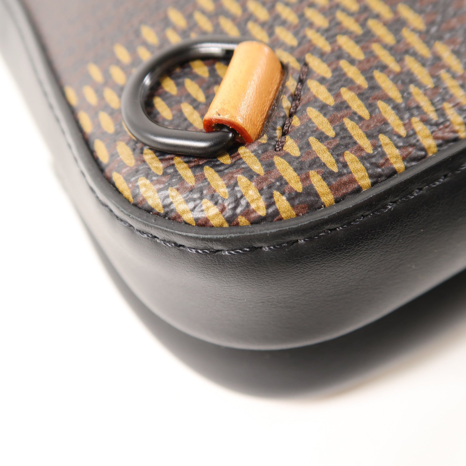 LOUIS VUITTON Giant Damier Ebene/Monogram Amazone Nigo肩背袋啡色