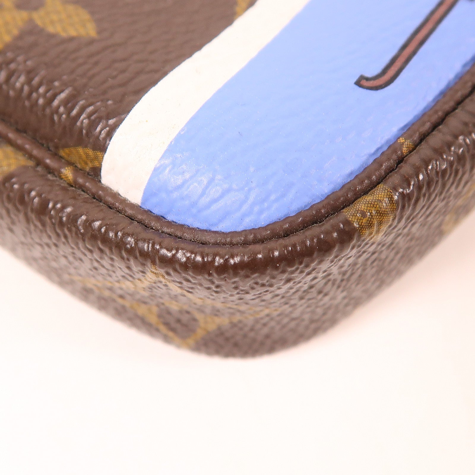 LOUIS VUITTON Monogram Pochette Accessories金扣手挽袋