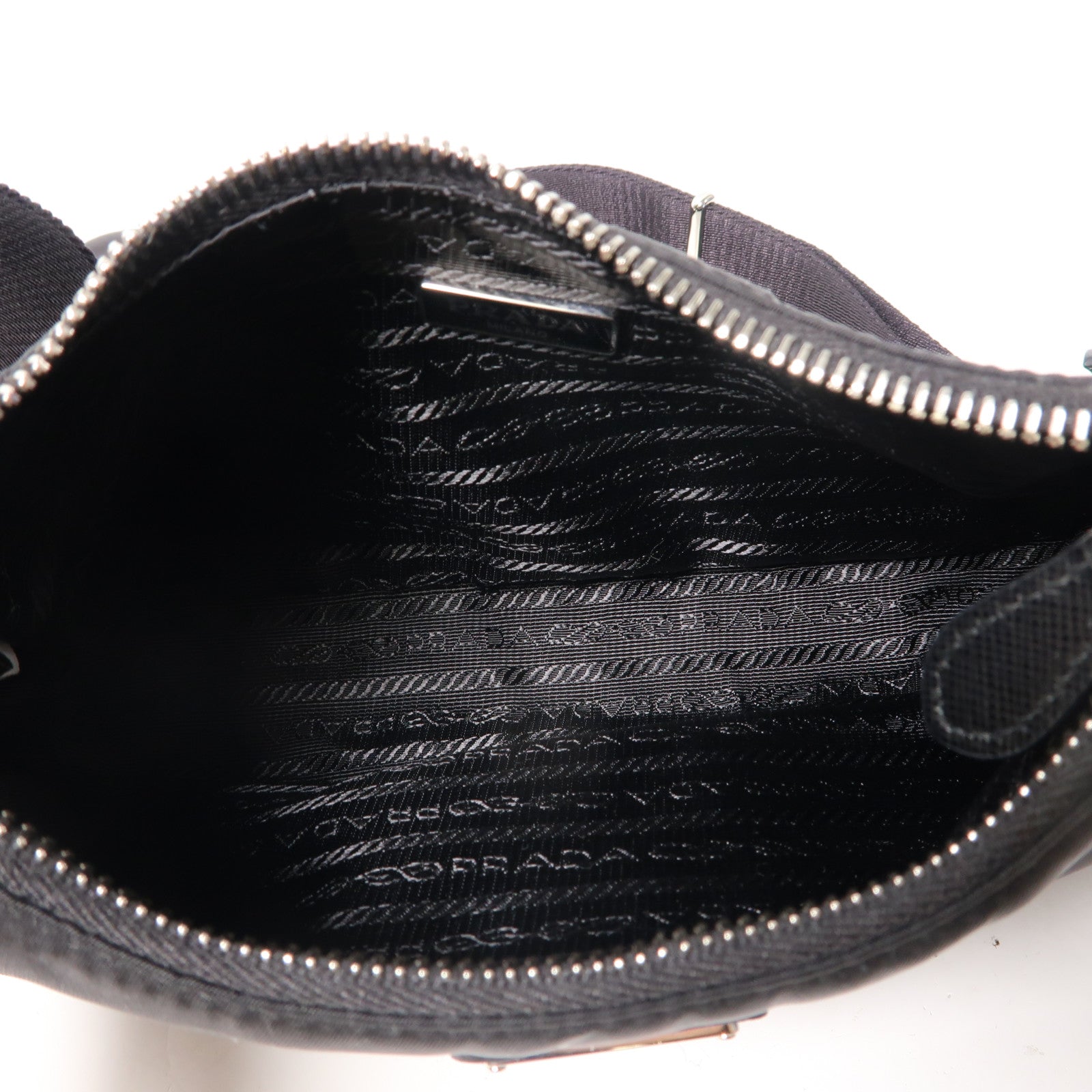 PRADA 尼龍Shoulder Bag銀扣手挽肩背兩用袋黑色