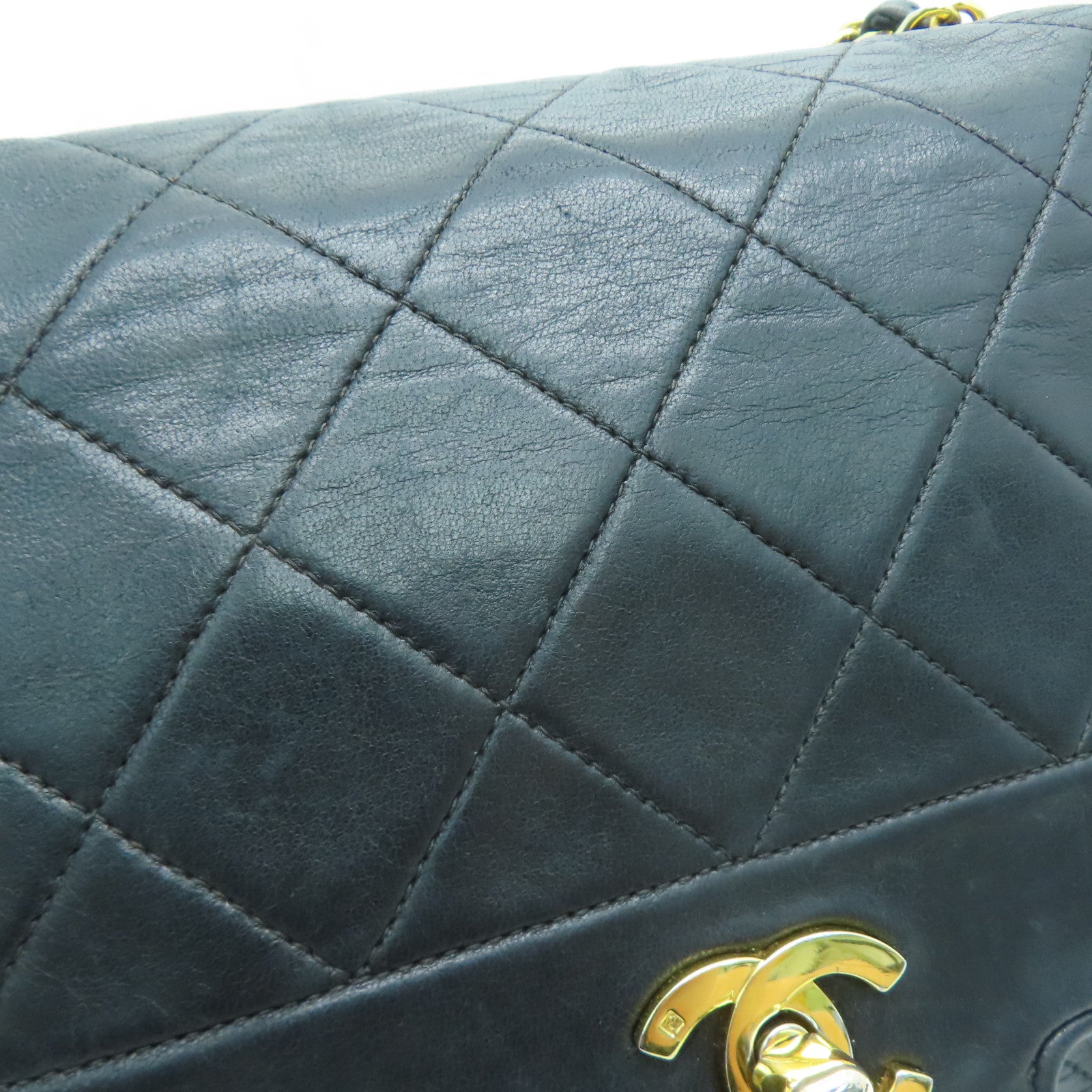 CHANEL 菱格羊皮皮革Chain Shoulder金扣肩背袋黑色