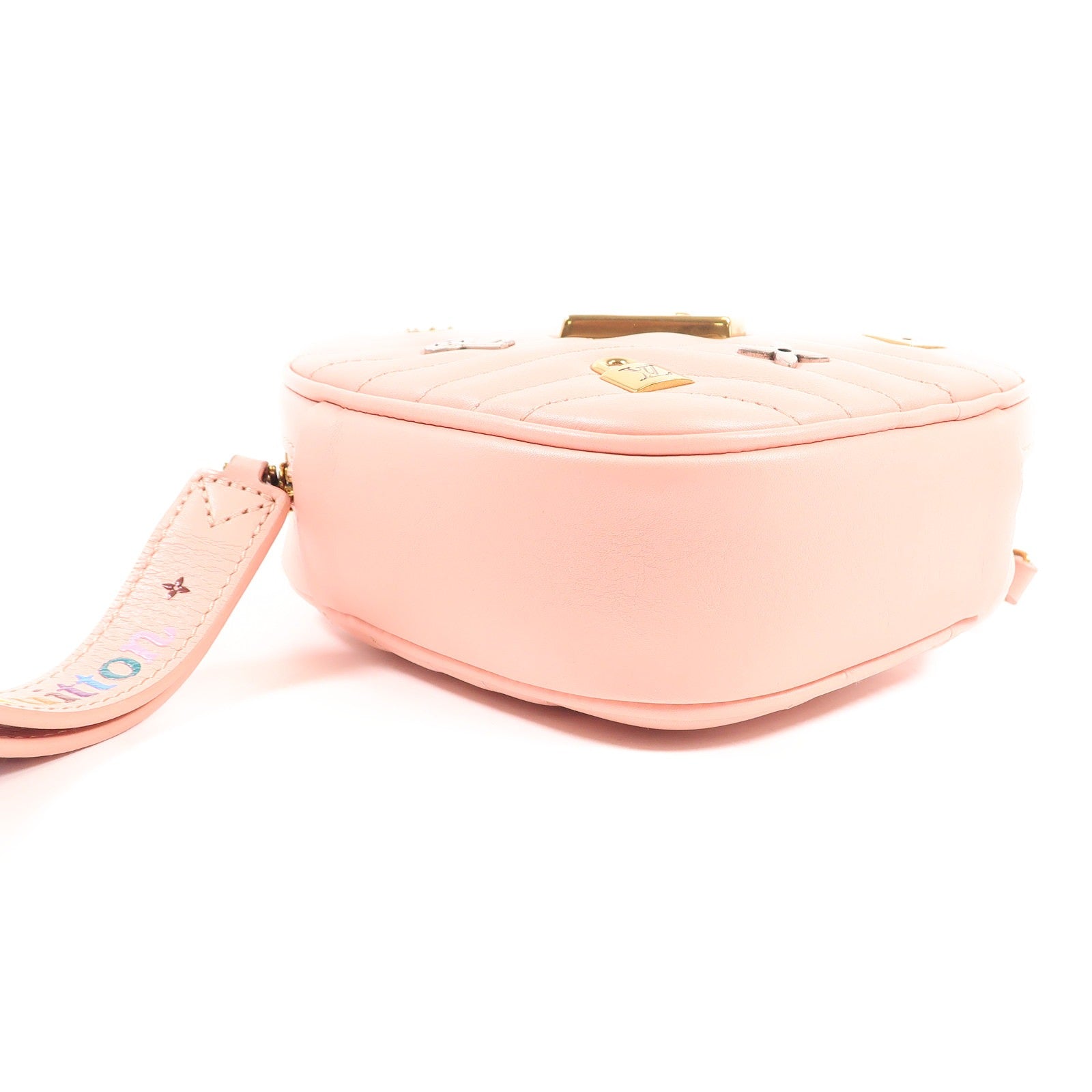 LOUIS VUITTON 牛皮皮革New Wave Heart金扣肩背袋