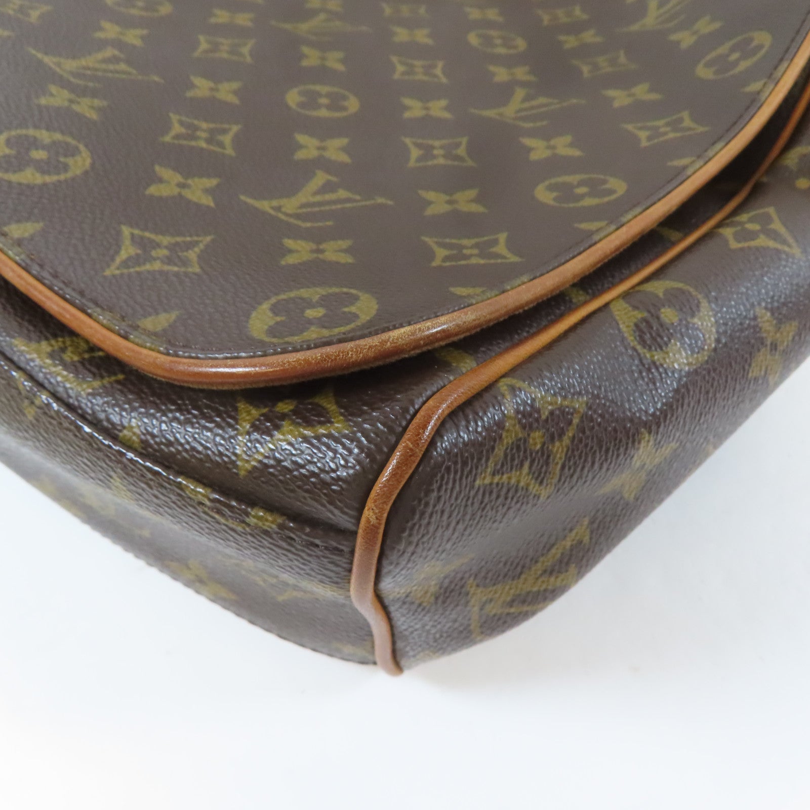 LOUIS VUITTON Monogram Abbesses金扣肩背袋啡色