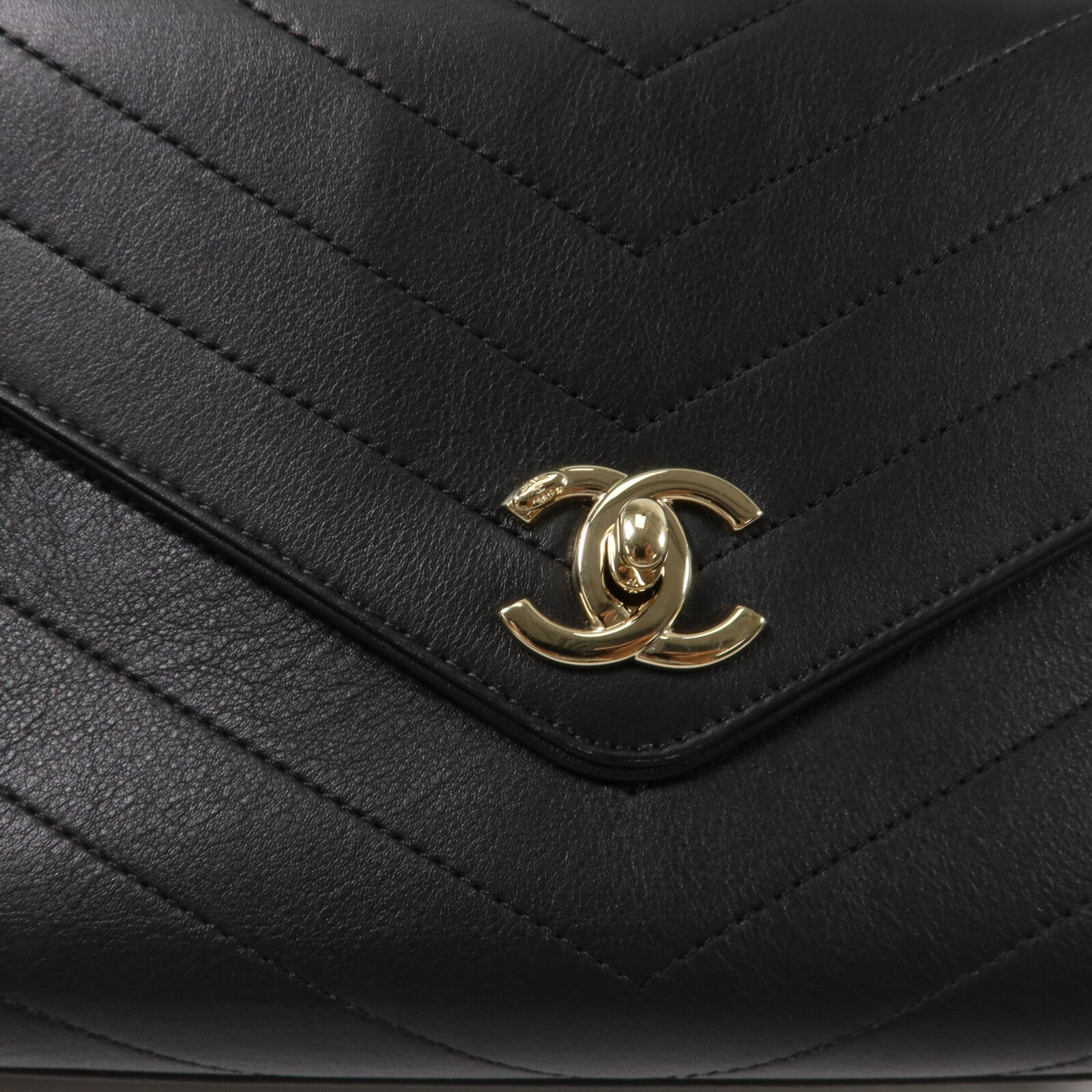 CHANEL 牛皮皮革Chain Shoulder鏈帶肩背兩用袋