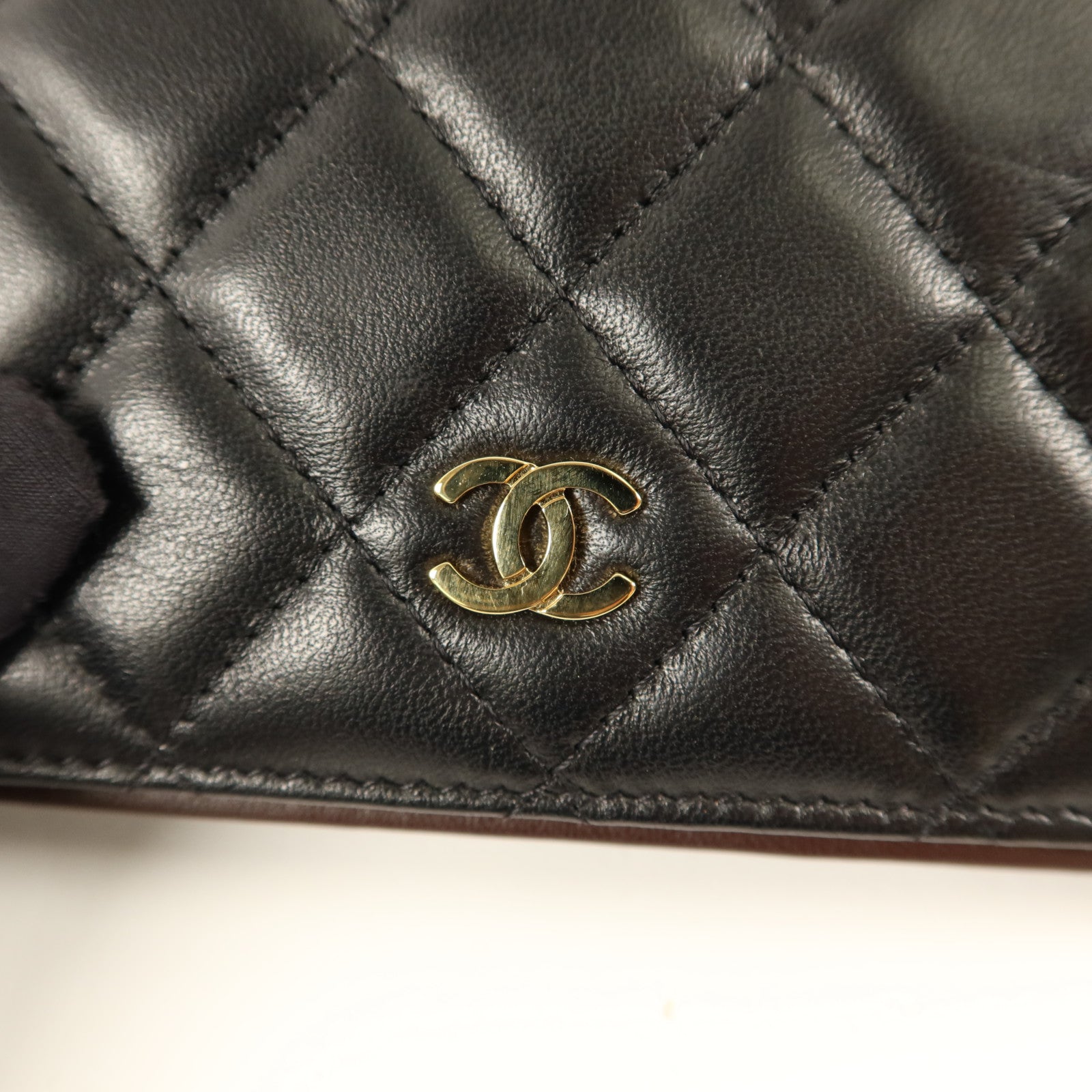 CHANEL 羊皮皮革Long Bifold Wallet金扣長錢包