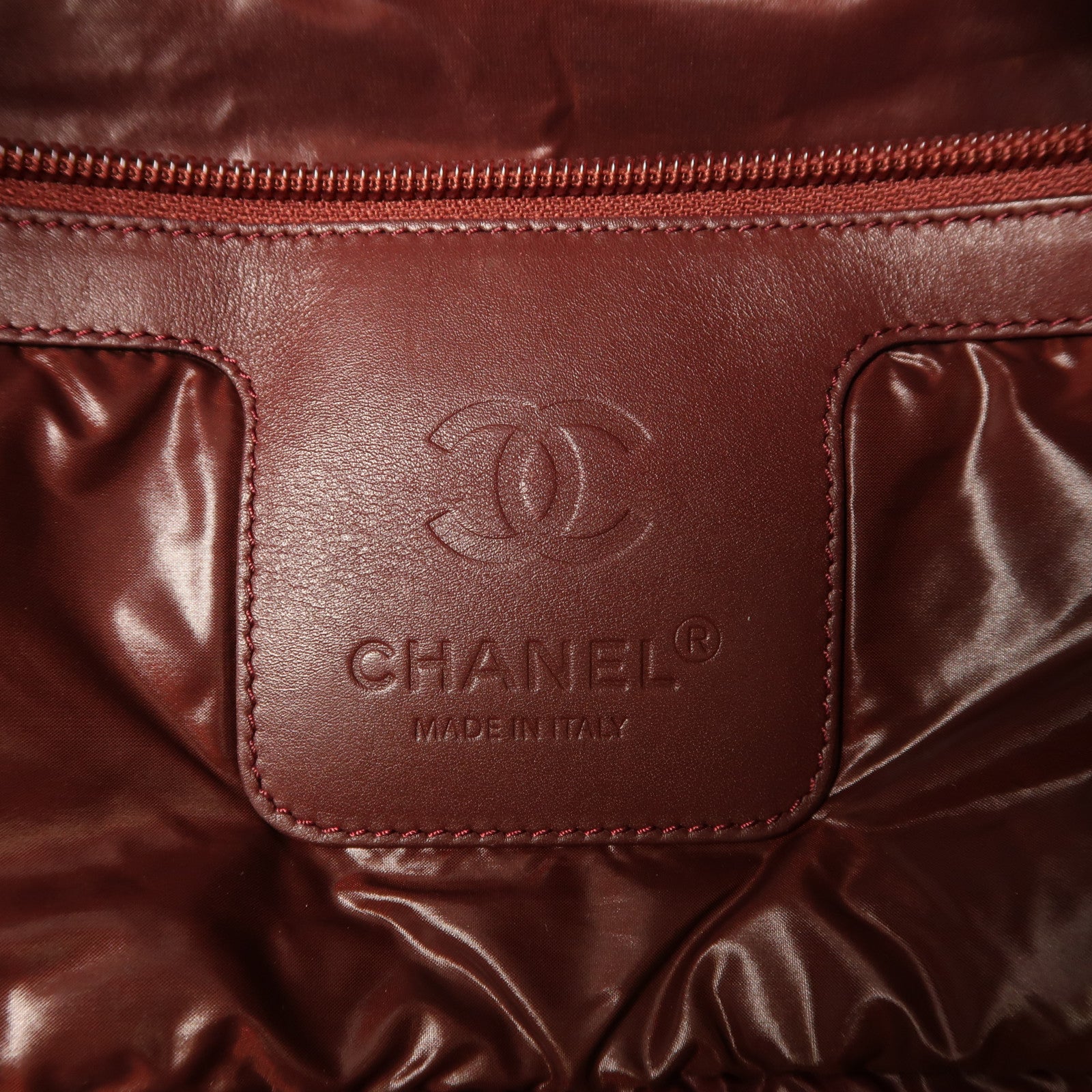 CHANEL 尼龍Coco Cocoon銀扣肩背袋