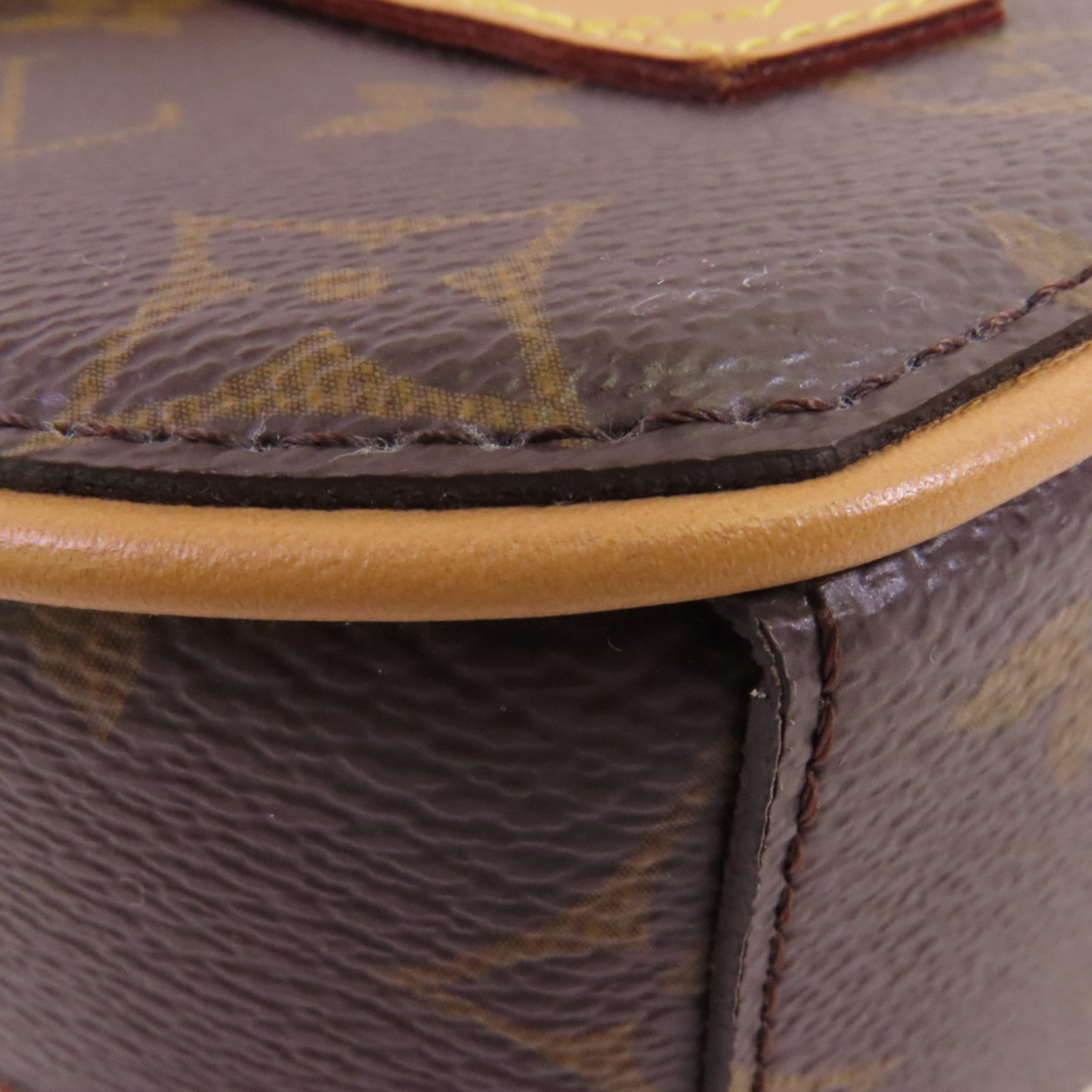 LOUIS VUITTON Monogram Boite Chapeau