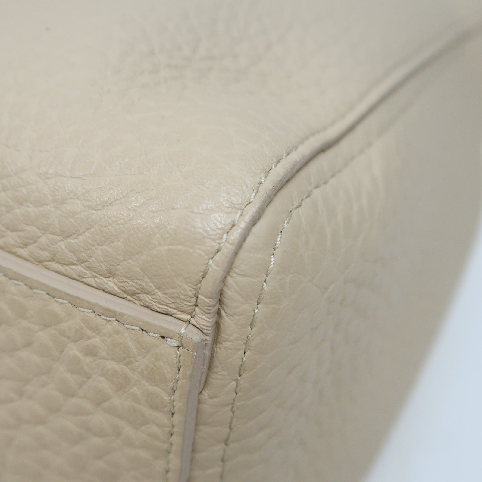 Furla 牛皮皮革Capriccio Medium金扣肩背袋米色