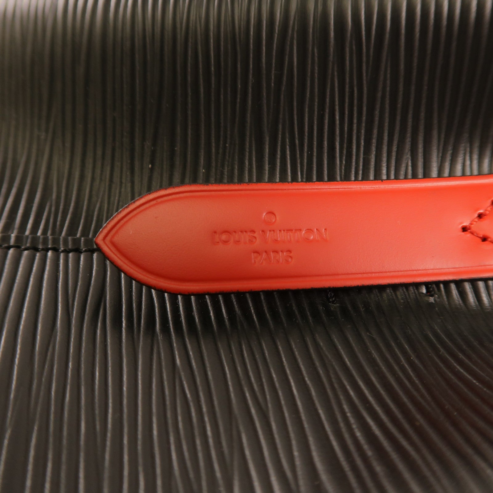 LOUIS VUITTON Epi Neo Noe BB銀扣手挽肩背兩用袋