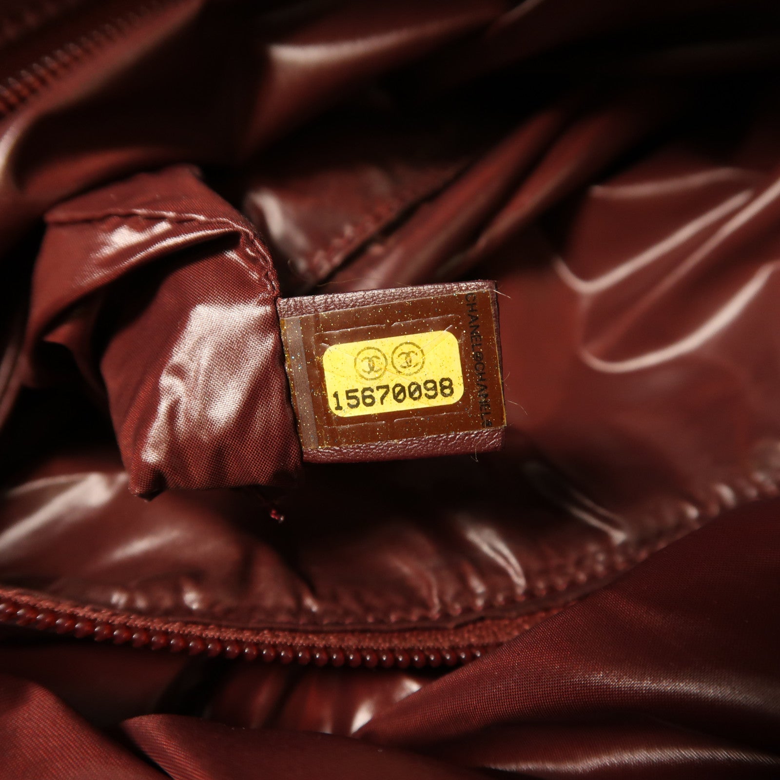 CHANEL 尼龍Coco Cocoon銀扣肩背袋