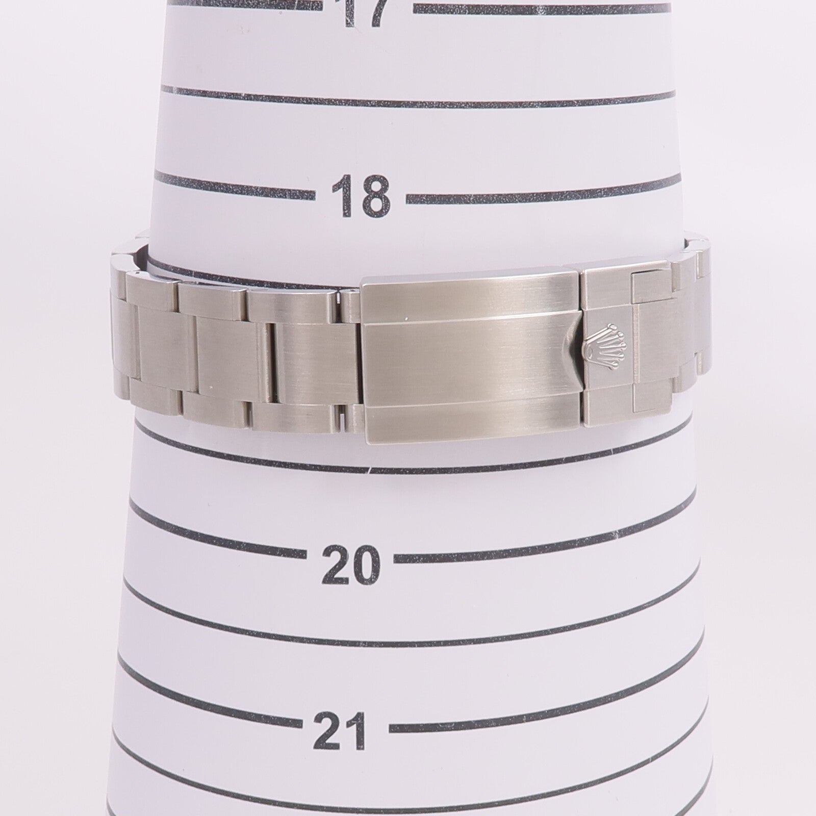 ROLEX Explorer I 214270