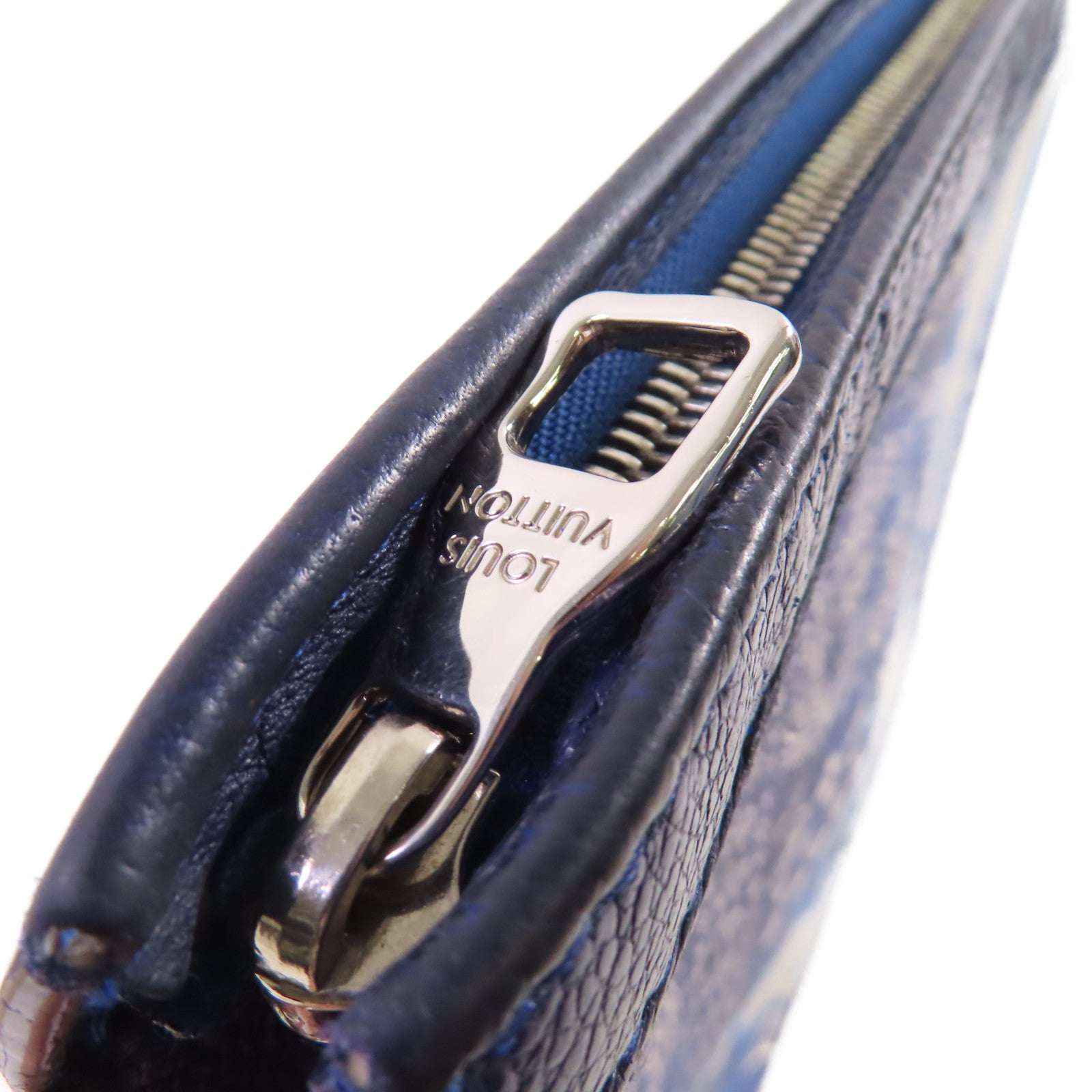 LOUIS VUITTON LV SHW Pochette Voyage MM Pouch M81442 Mono-on-bandana Blue