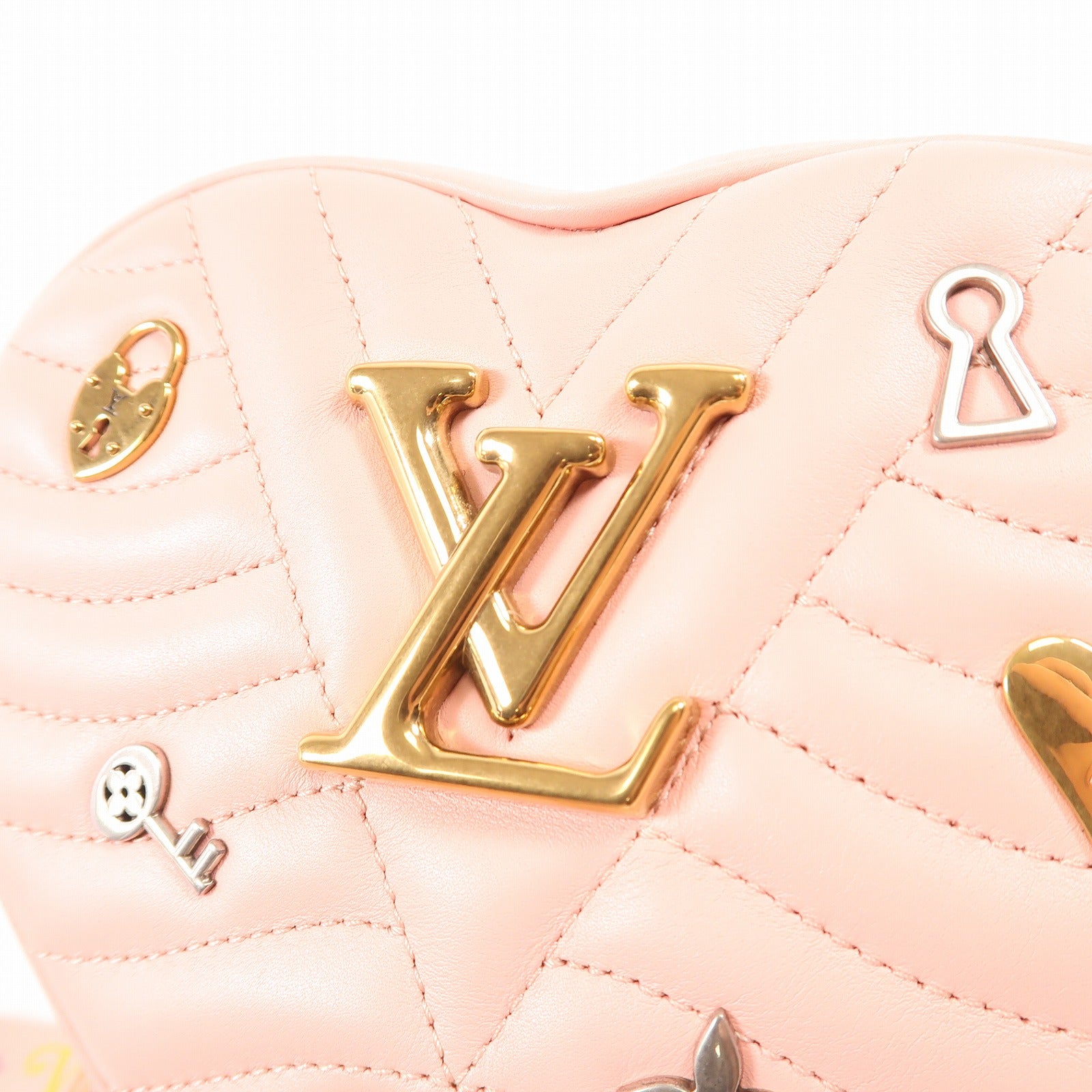 LOUIS VUITTON 牛皮皮革New Wave Heart金扣肩背袋