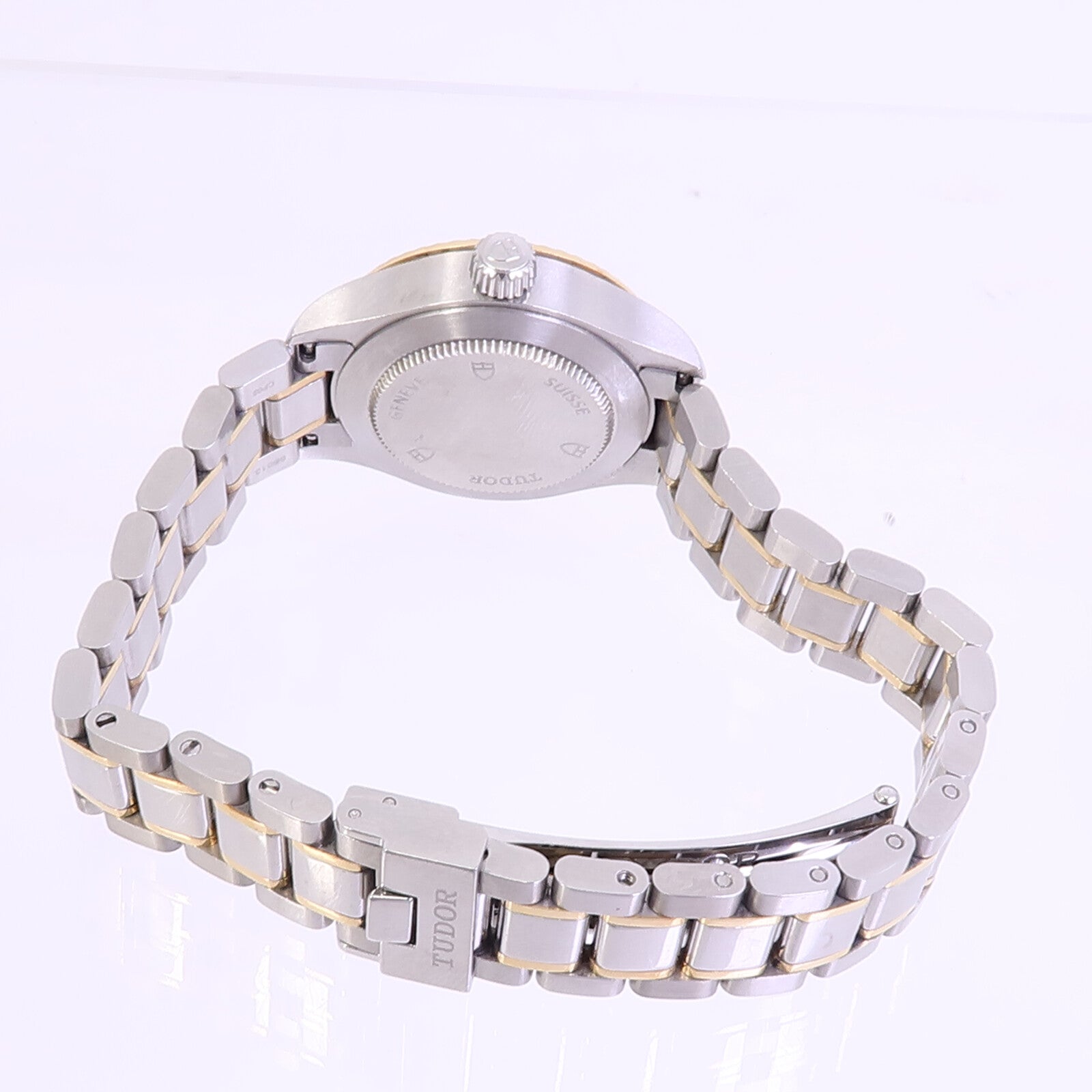 TUDOR Style 12113