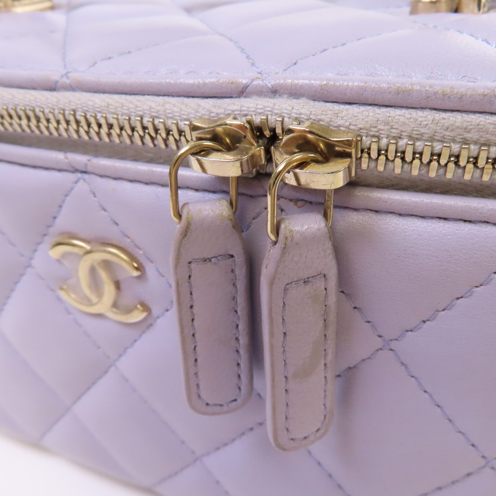 CHANEL 菱格羊皮皮革Vanity Case Shoulder Bag金扣鏈帶手挽肩背兩用袋紫色