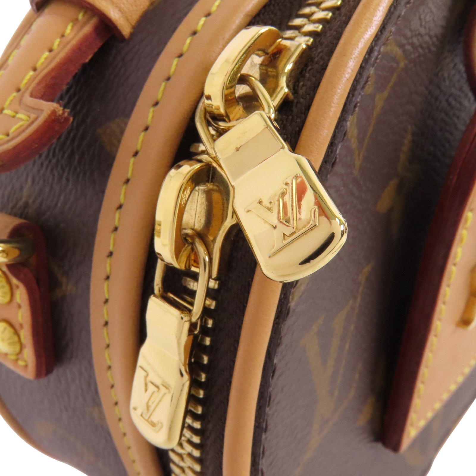 LOUIS VUITTON Monogram Boite Chapeau