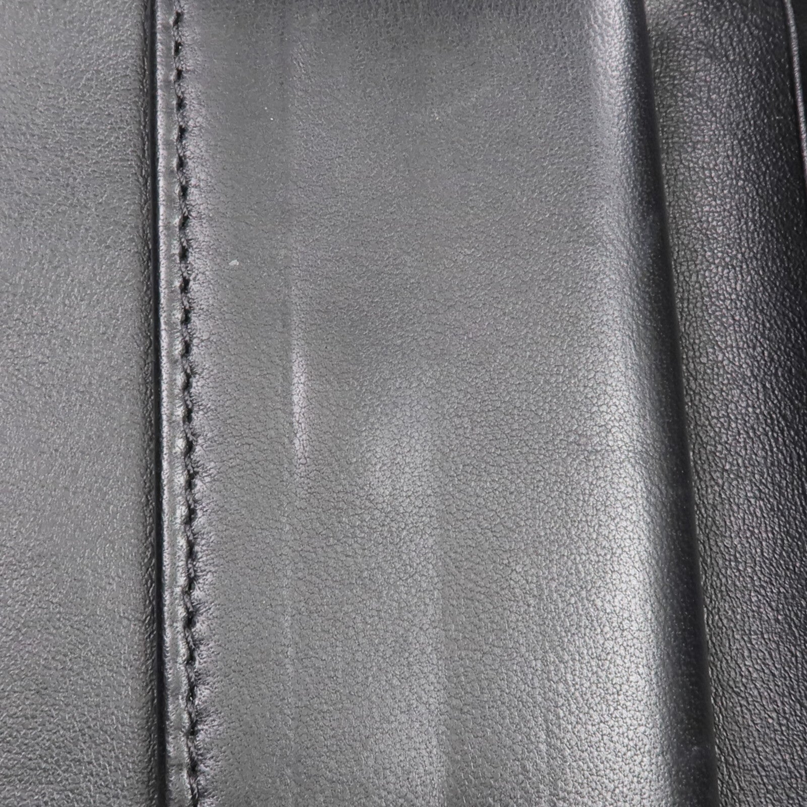 FENDI 牛皮皮革Wallet金扣錢包
