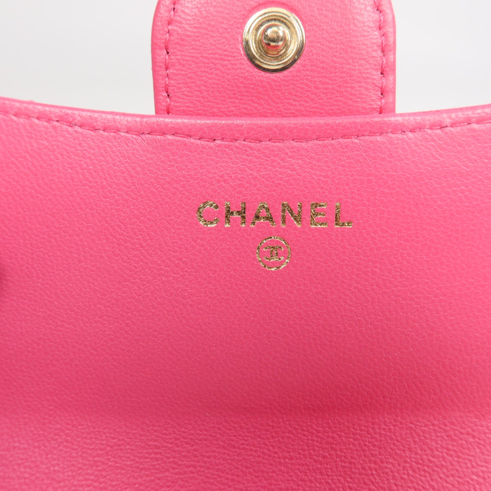 CHANEL 羊皮皮革Wallet金扣錢包