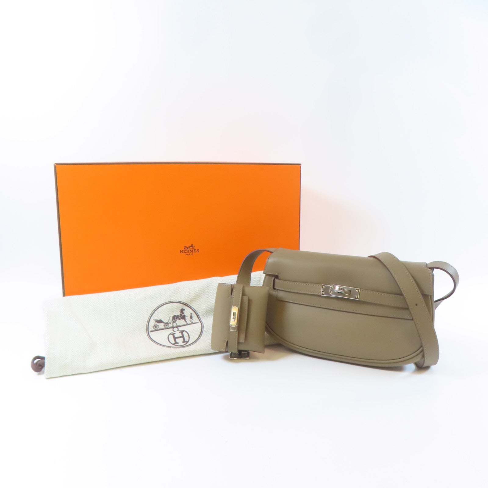 HERMES 【激減優惠】Swift皮革Kelly Moove銀扣皮革肩背袋大象灰色