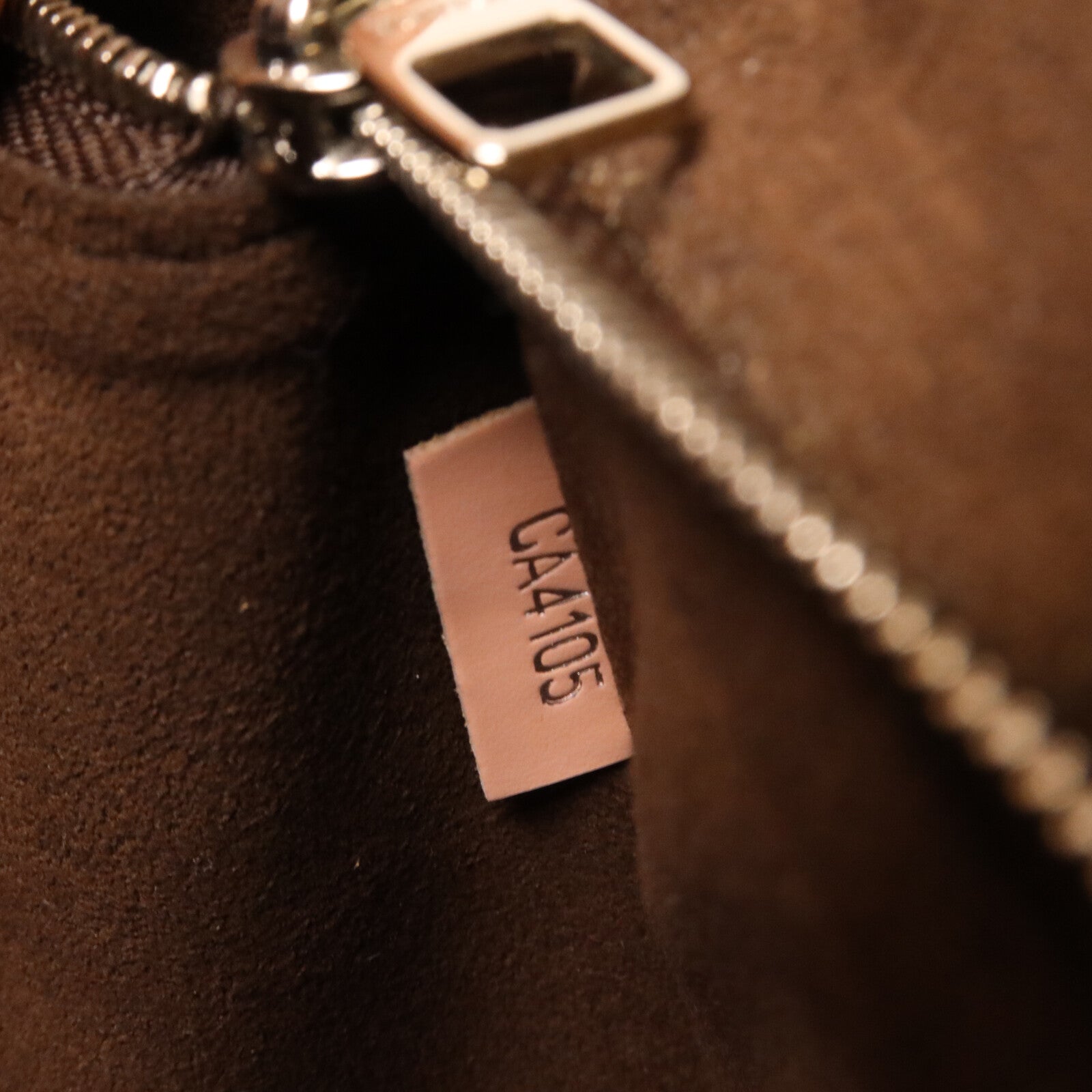 LOUIS VUITTON Epi Cluny BB手挽肩背兩用袋