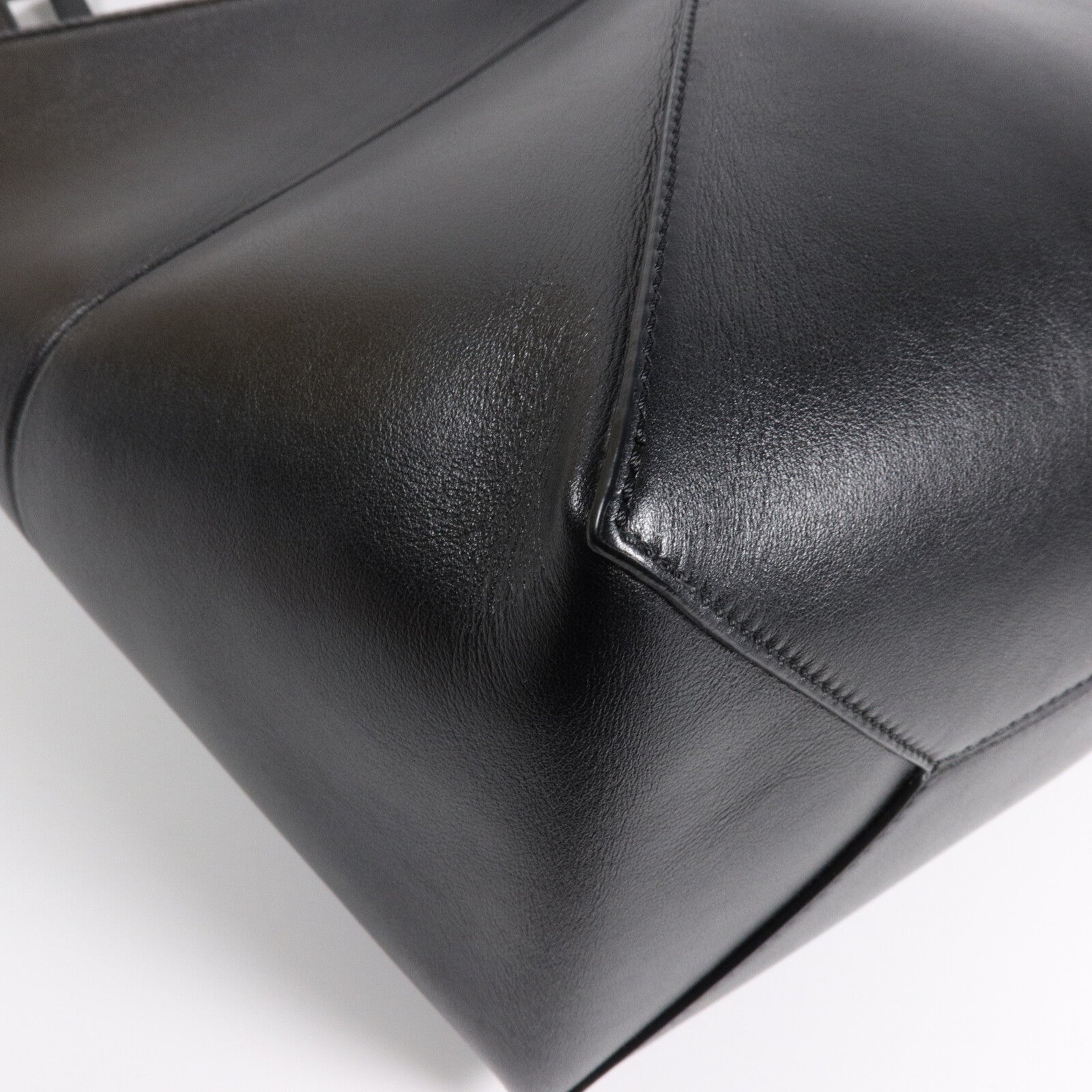 LOEWE 牛皮皮革Puzzle Fold Medium肩背袋