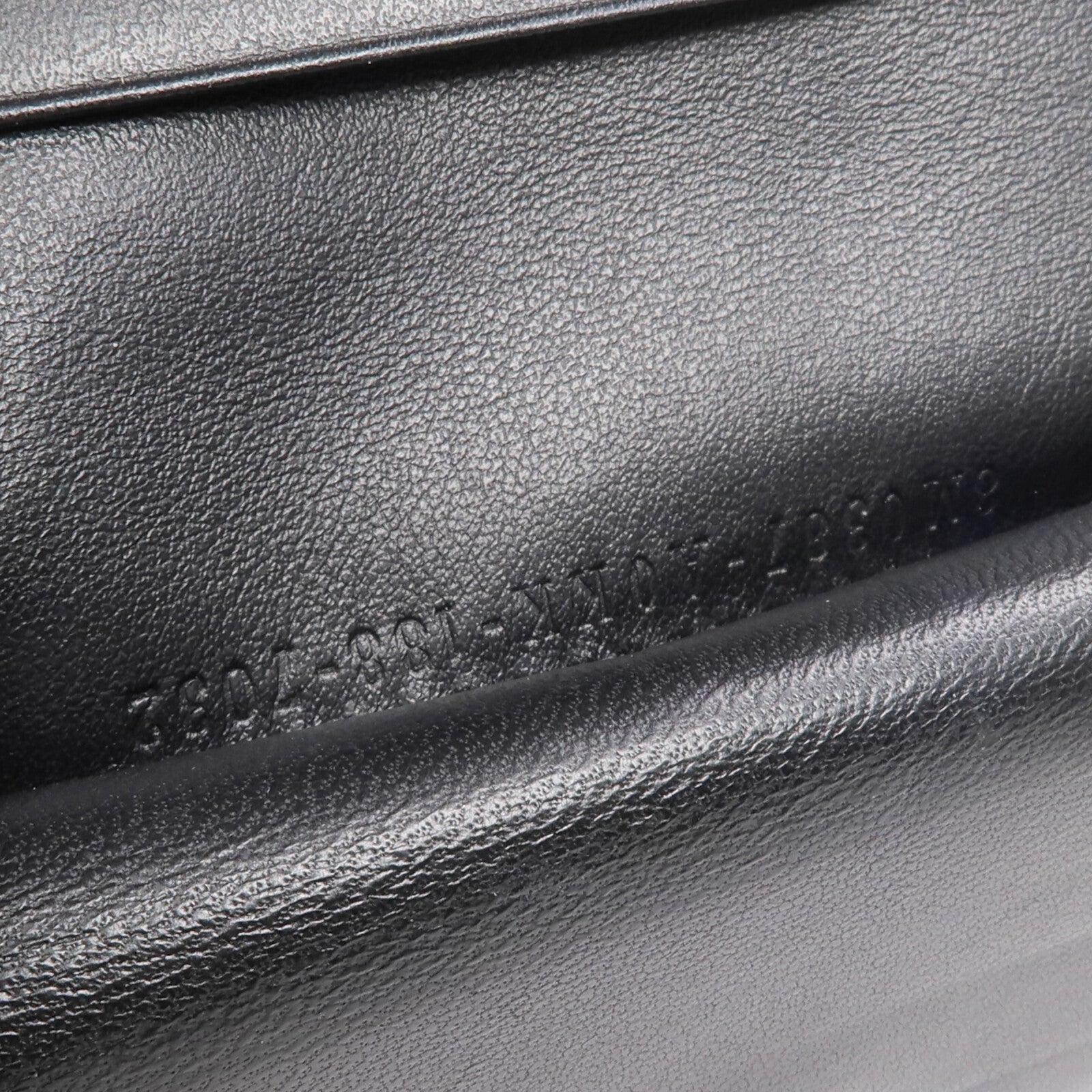 FENDI 牛皮皮革Wallet金扣錢包