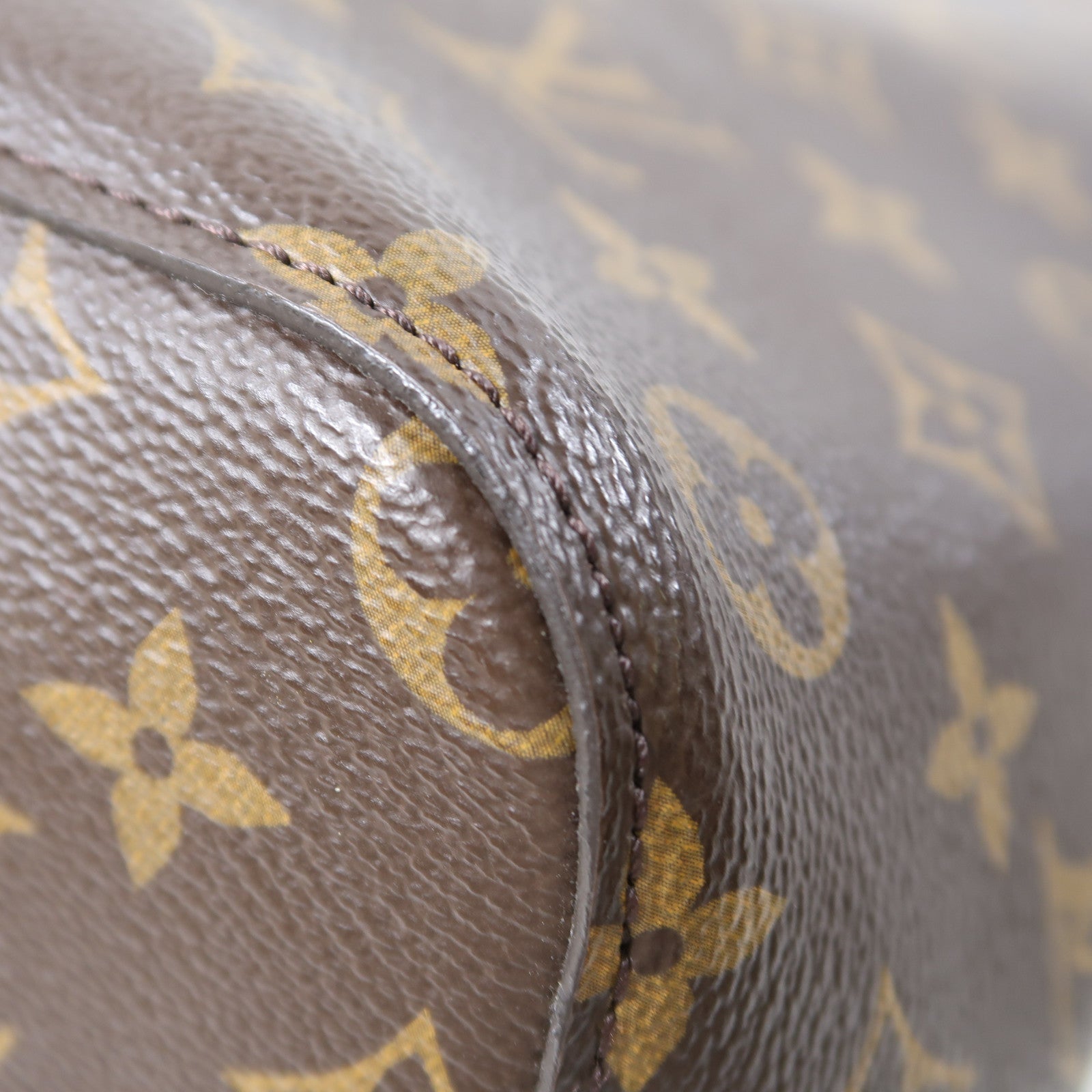 LOUIS VUITTON Monogram Neo Noe MM金扣肩背袋啡色/黑色