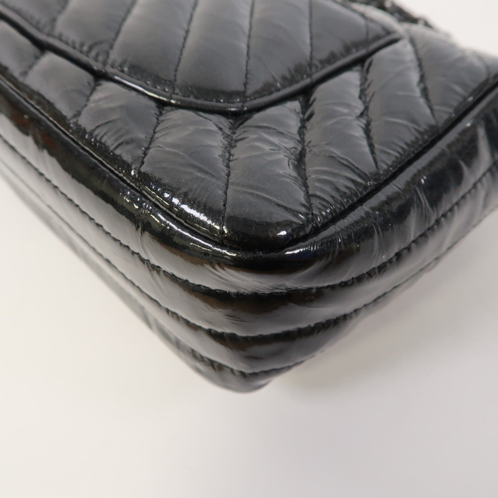 CHANEL 斜紋漆皮皮革Classic Flap 20銀扣鏈帶肩背袋黑色