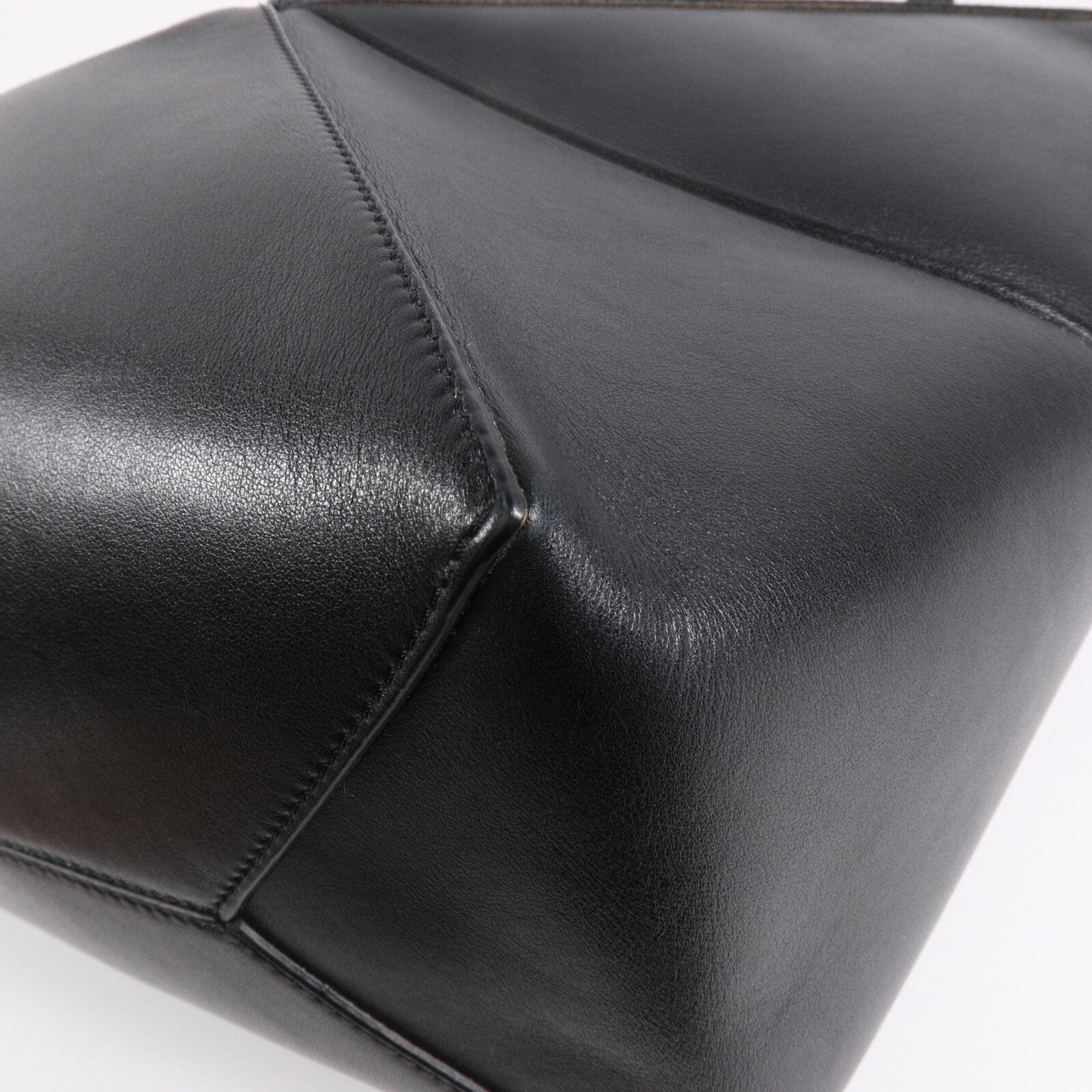 LOEWE 牛皮皮革Puzzle Fold Medium肩背袋