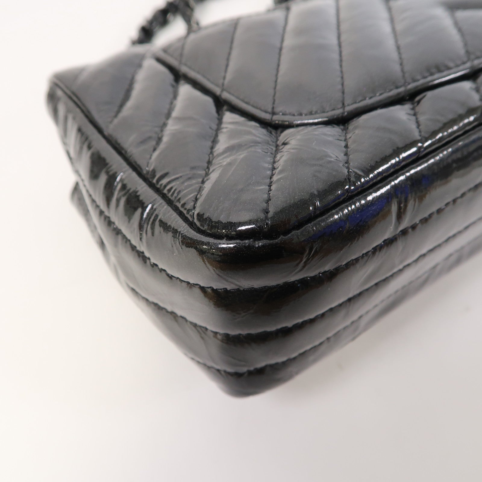 CHANEL 斜紋漆皮皮革Classic Flap 20銀扣鏈帶肩背袋黑色