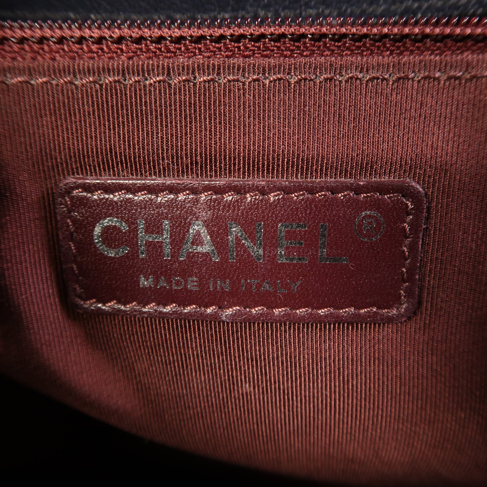 CHANEL CC Boy 28 Chain Shoulder Bag Calfskin Leather Black