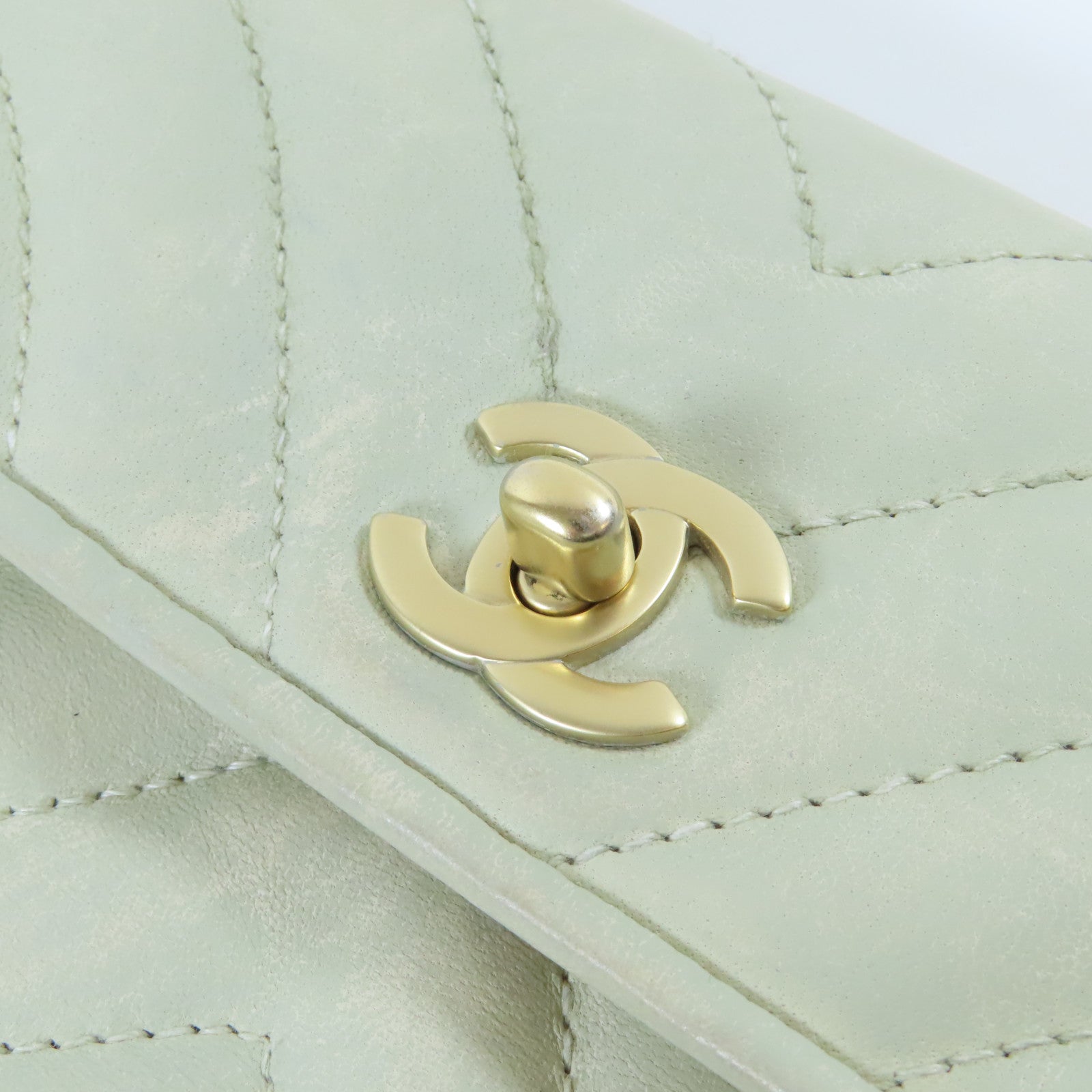 CHANEL **【激減優惠】牛皮皮革Chain Shoulder Bag金扣鏈帶肩背袋淺綠色