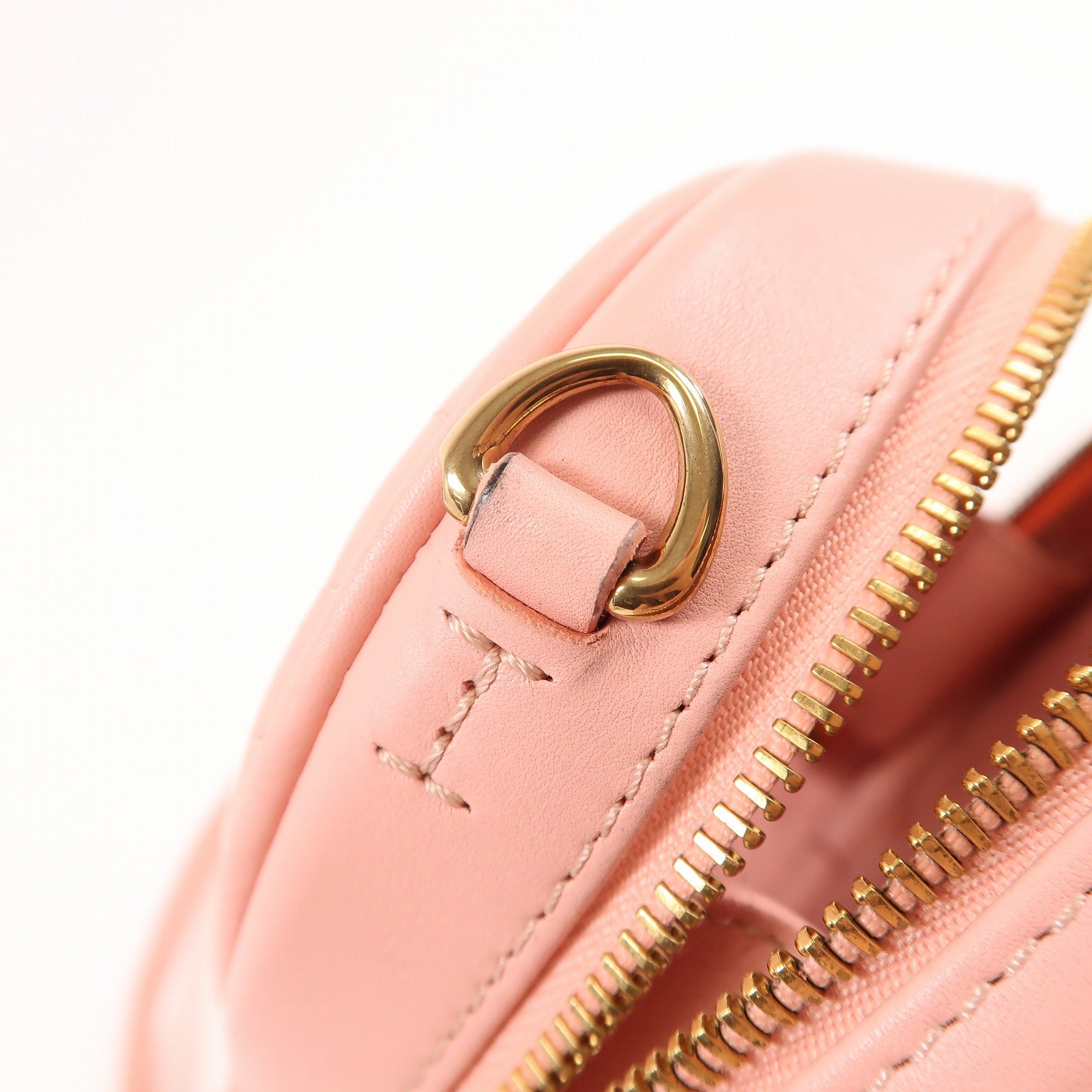 LOUIS VUITTON 牛皮皮革New Wave Heart金扣肩背袋