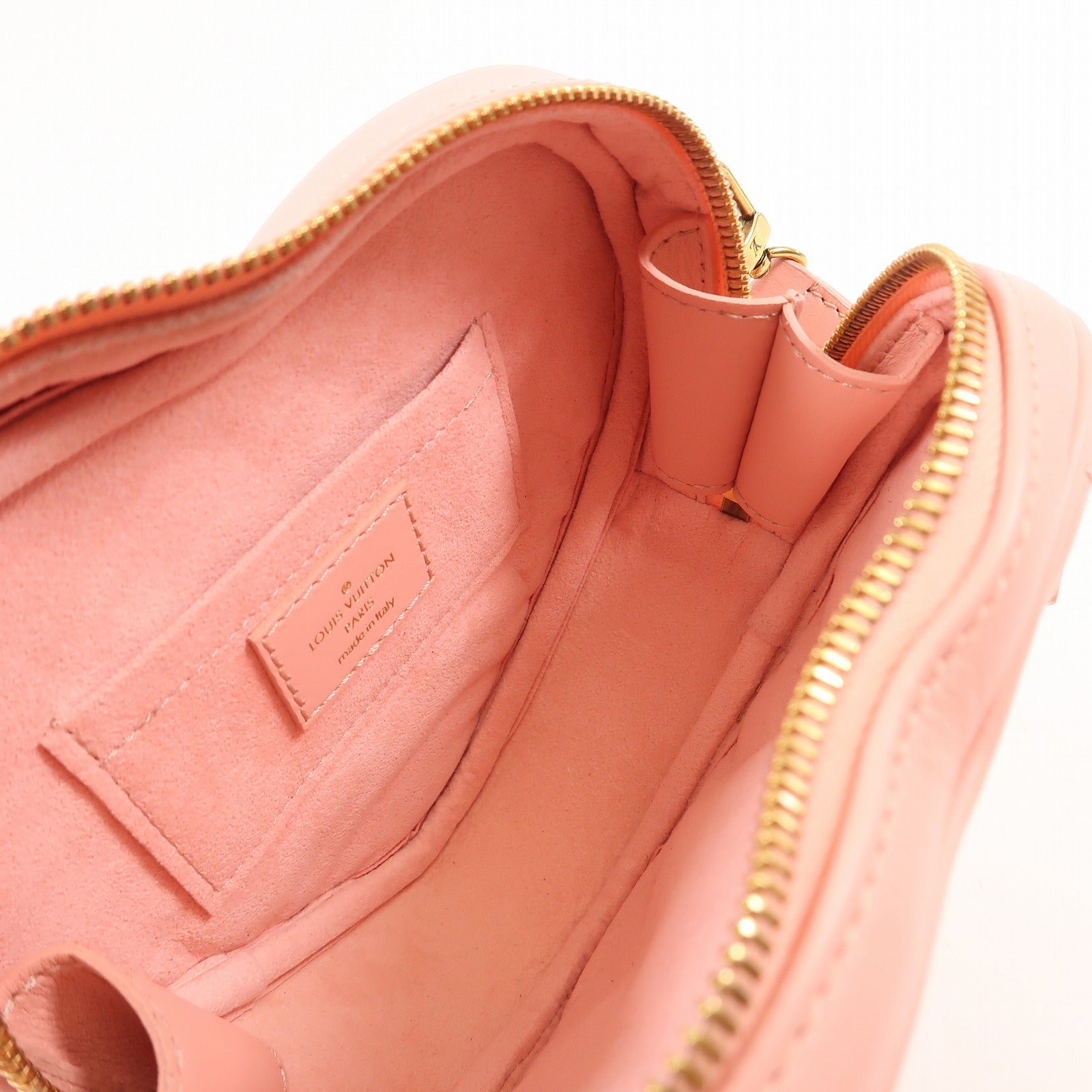 LOUIS VUITTON 牛皮皮革New Wave Heart金扣肩背袋