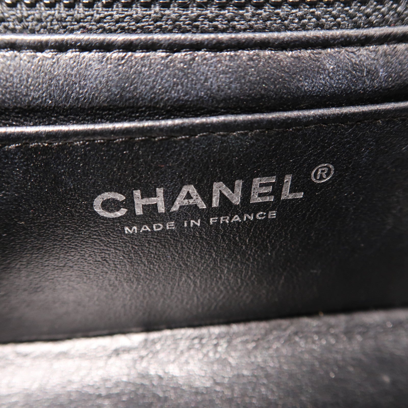 CHANEL 斜紋漆皮皮革Classic Flap 20銀扣鏈帶肩背袋黑色