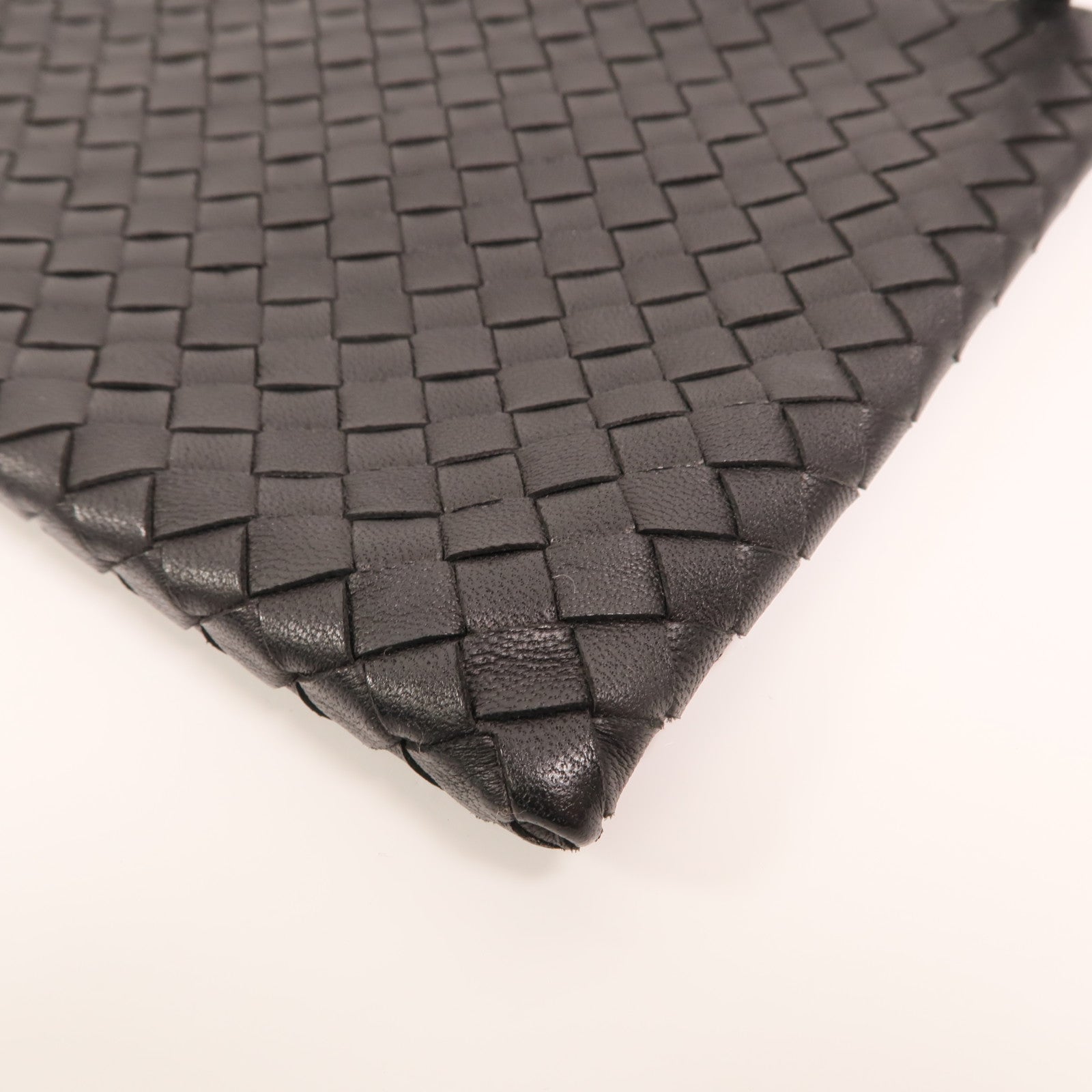 BOTTEGA VENETA 牛皮皮革Clutch銀扣手拿包