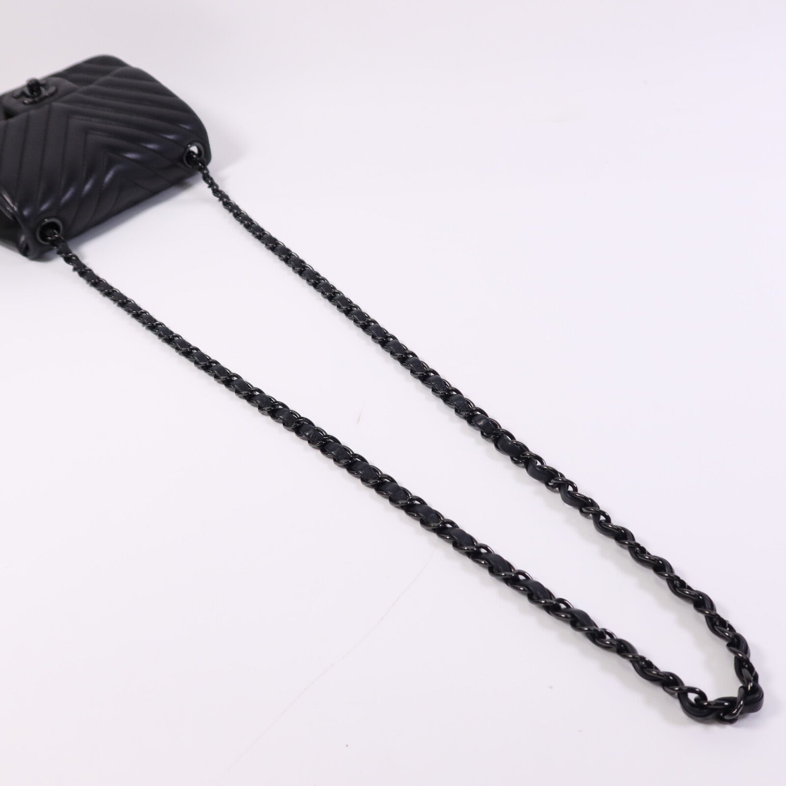 CHANEL 羊皮皮革Mini Classic 17鏈帶肩背袋