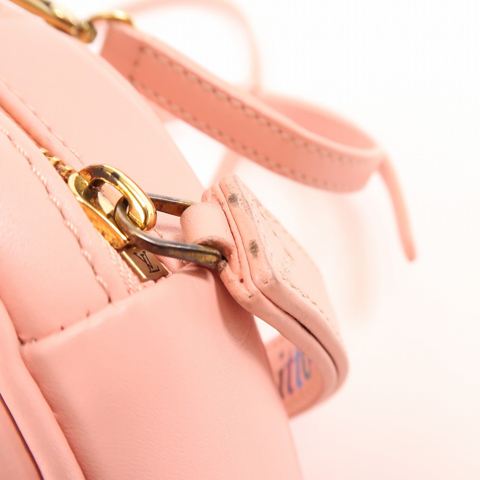 LOUIS VUITTON 牛皮皮革New Wave Heart金扣肩背袋