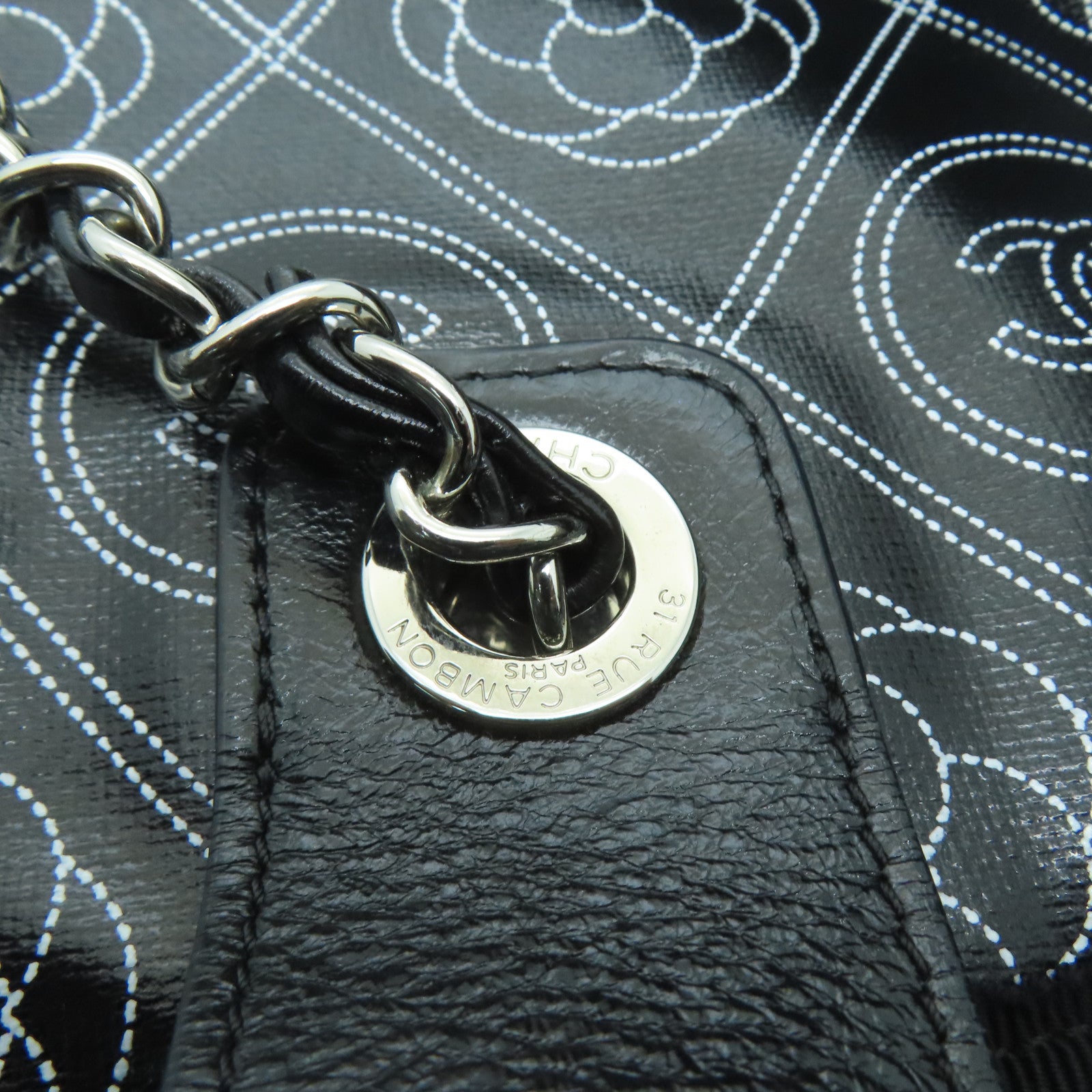 CHANEL 【激減優惠】塗層帆布Camellia Large Shopping Bag銀扣手挽袋黑色/白色